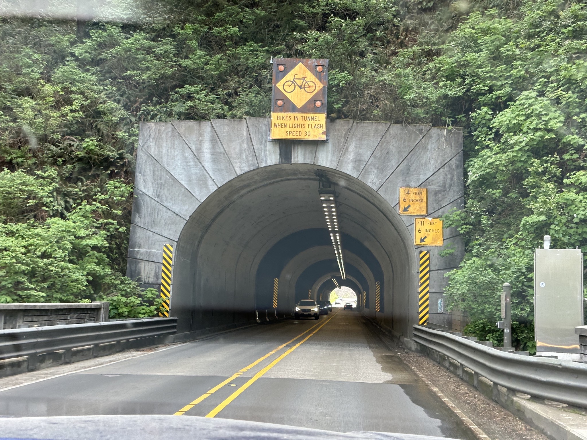 Tunnel