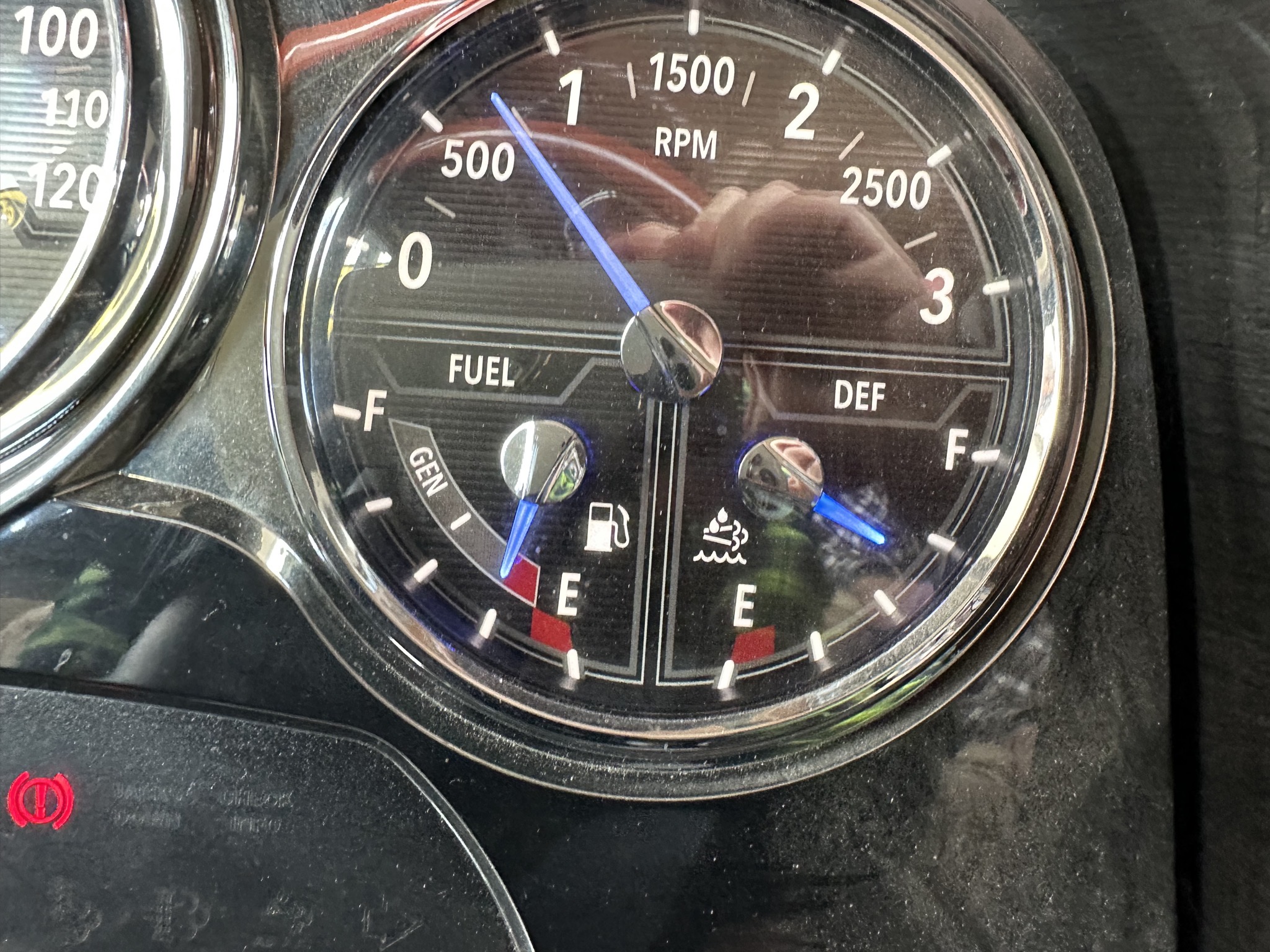 Quarter tank