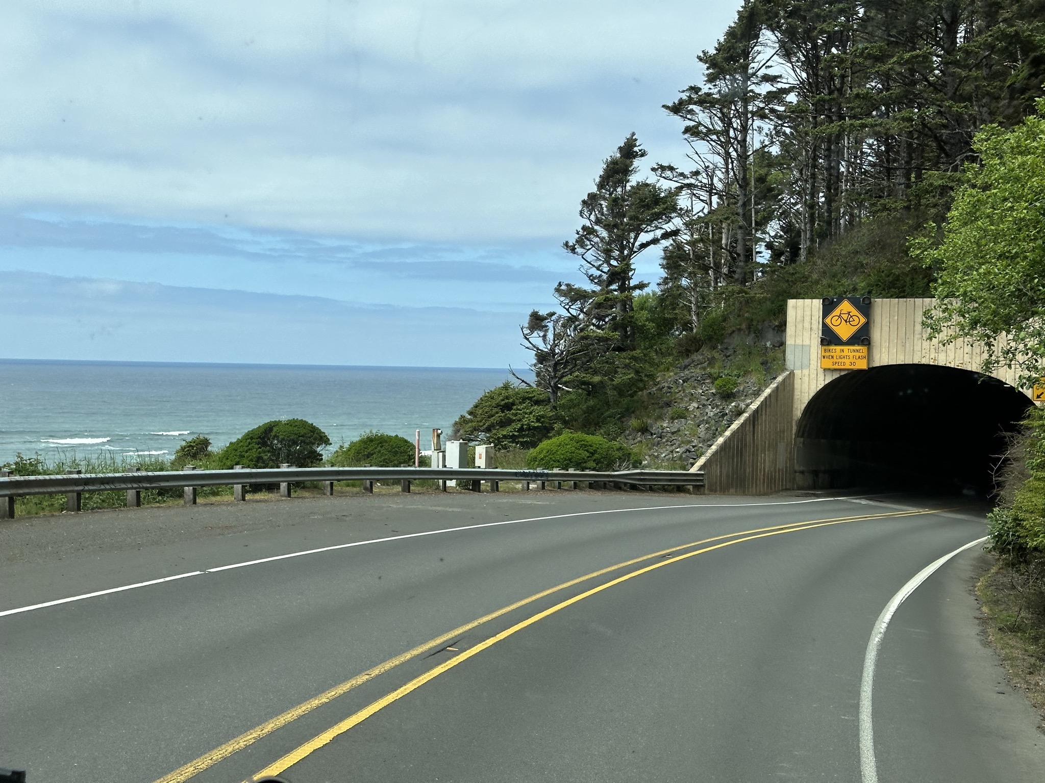 Tunnel