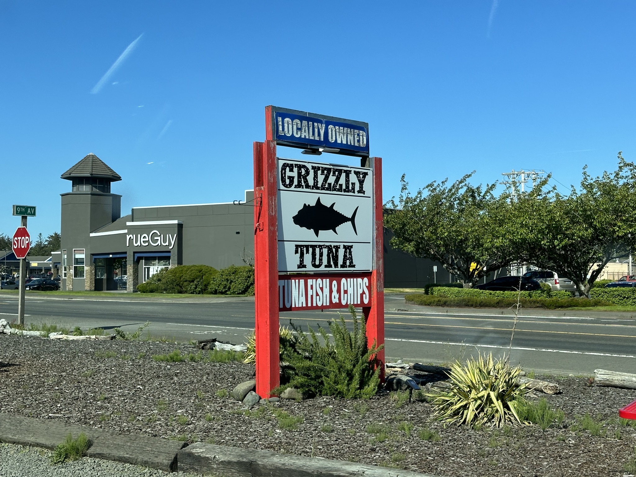 Grizzly Tuna in Seaside, Oregon