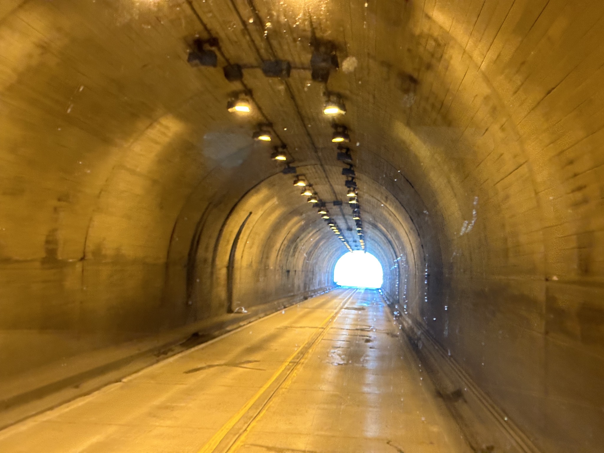 Tunnel