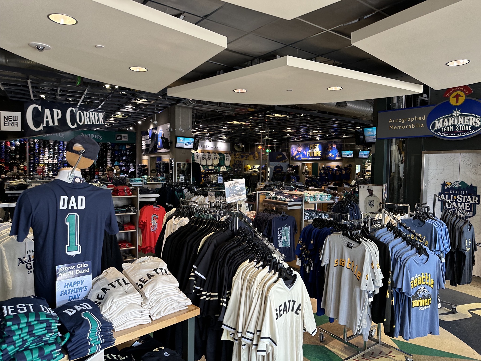 Mariners Team Store
