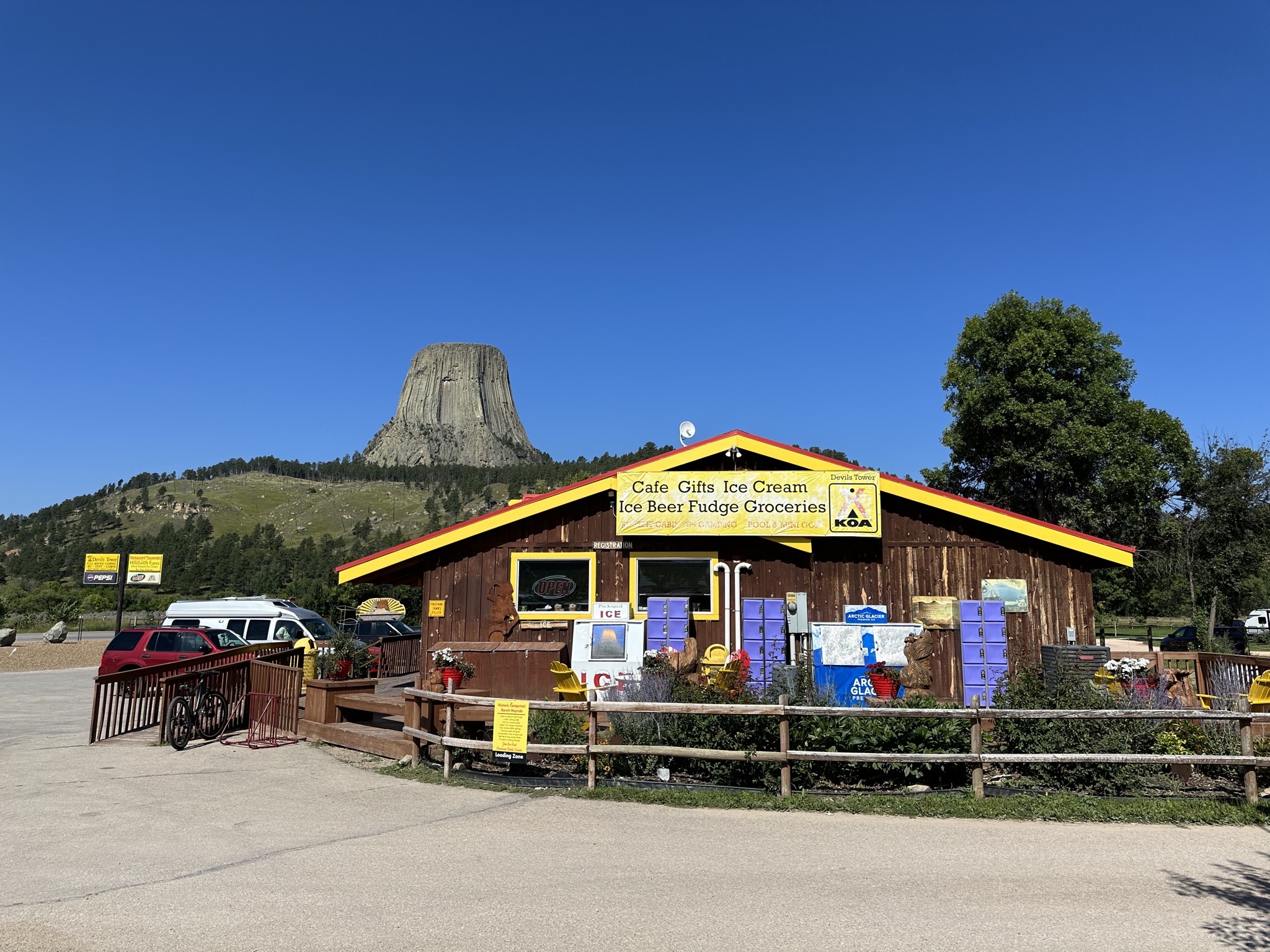 Gift store