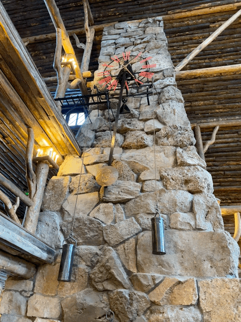 Old Faithful Inn
