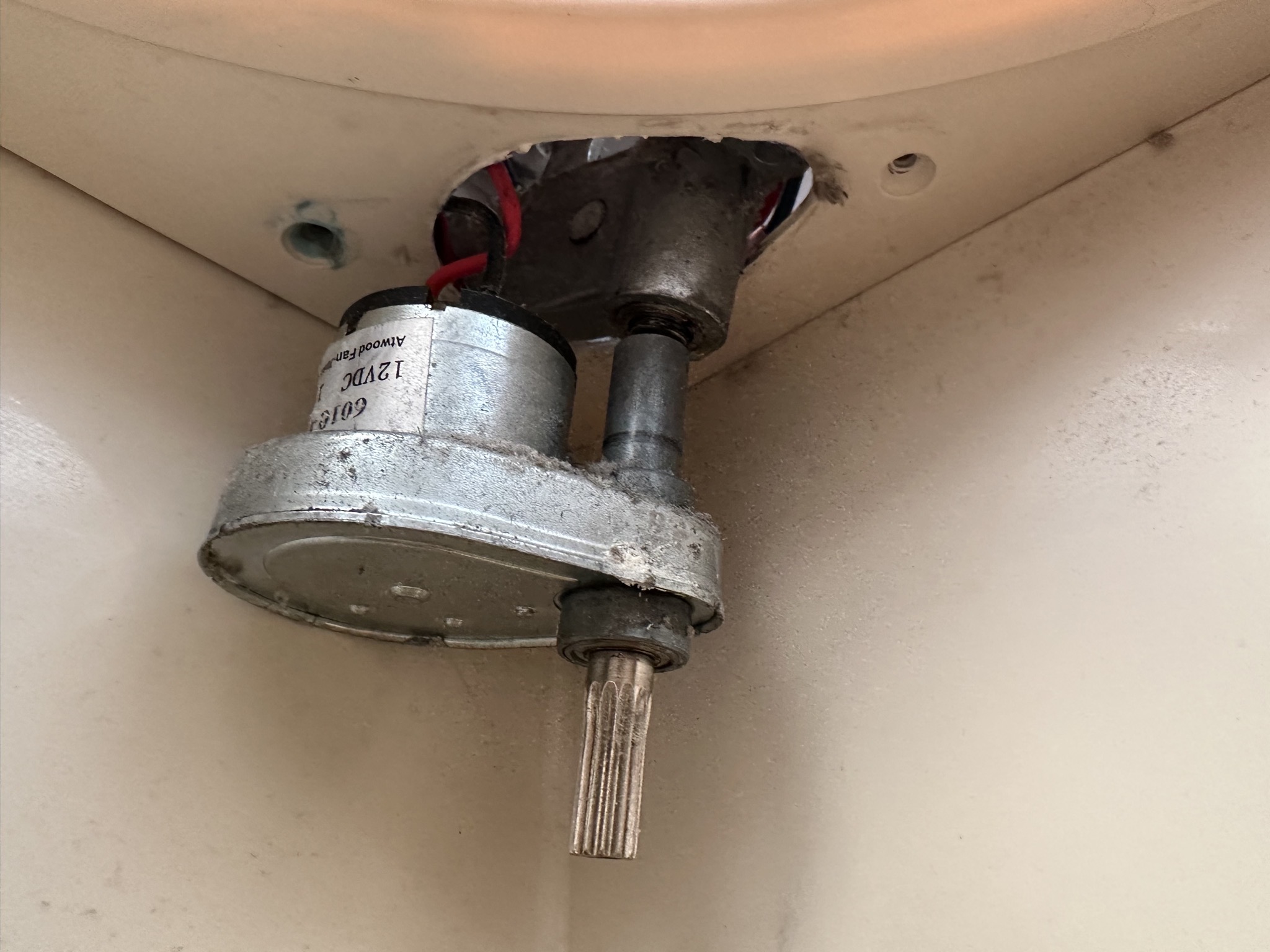 Removing old motor
