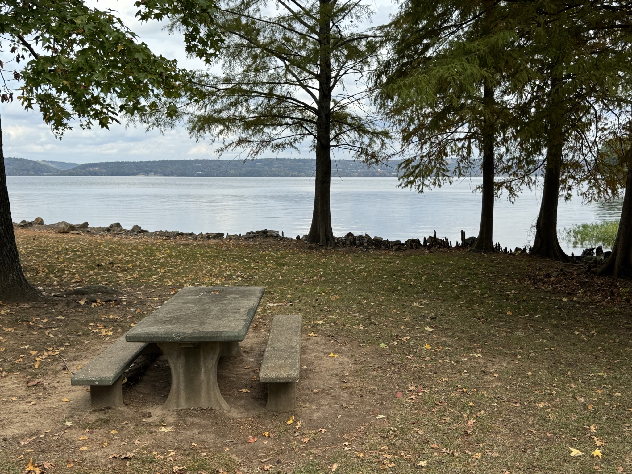 Picnic table