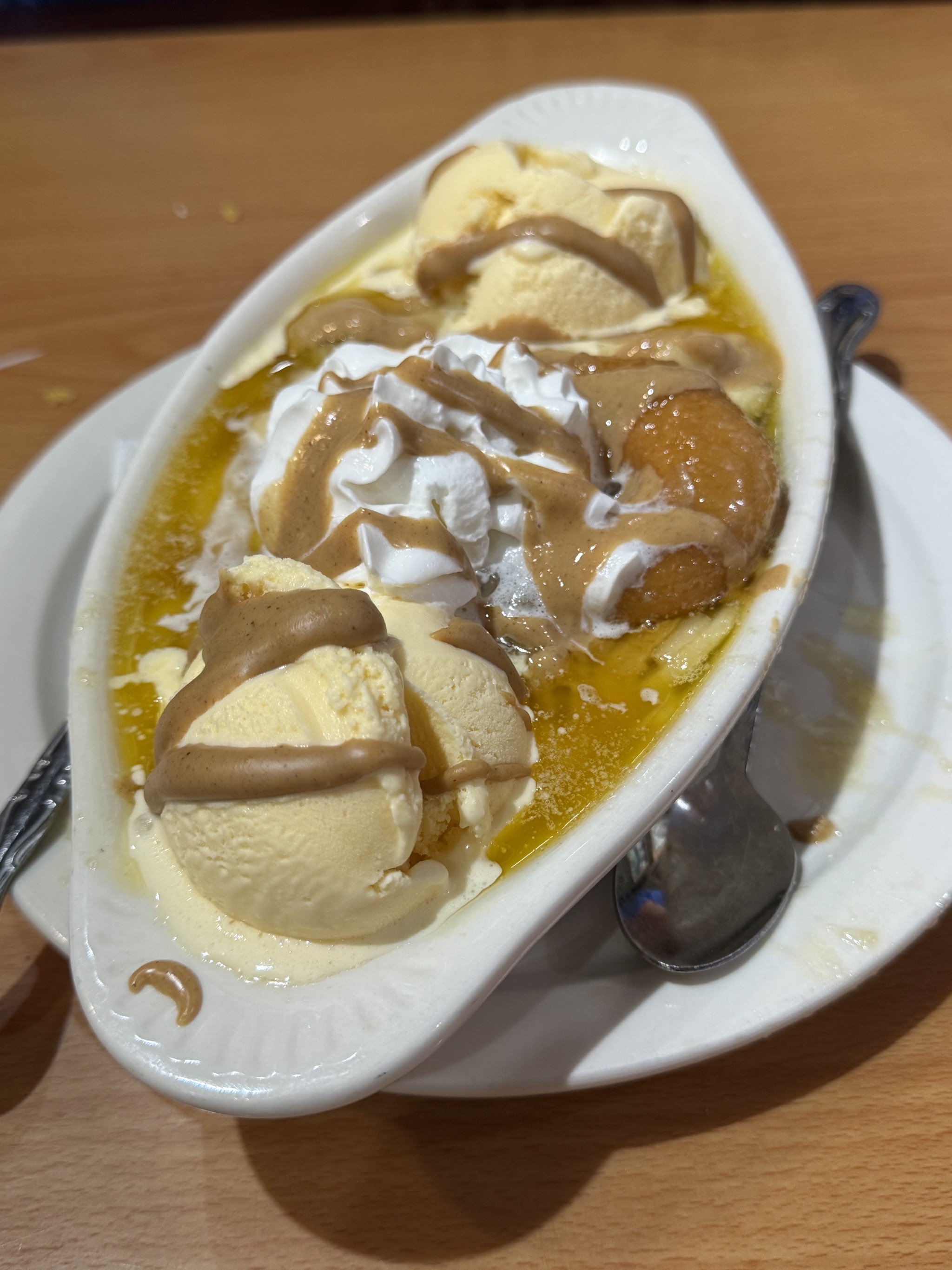 Crispy Crème Banana Foster Sundae