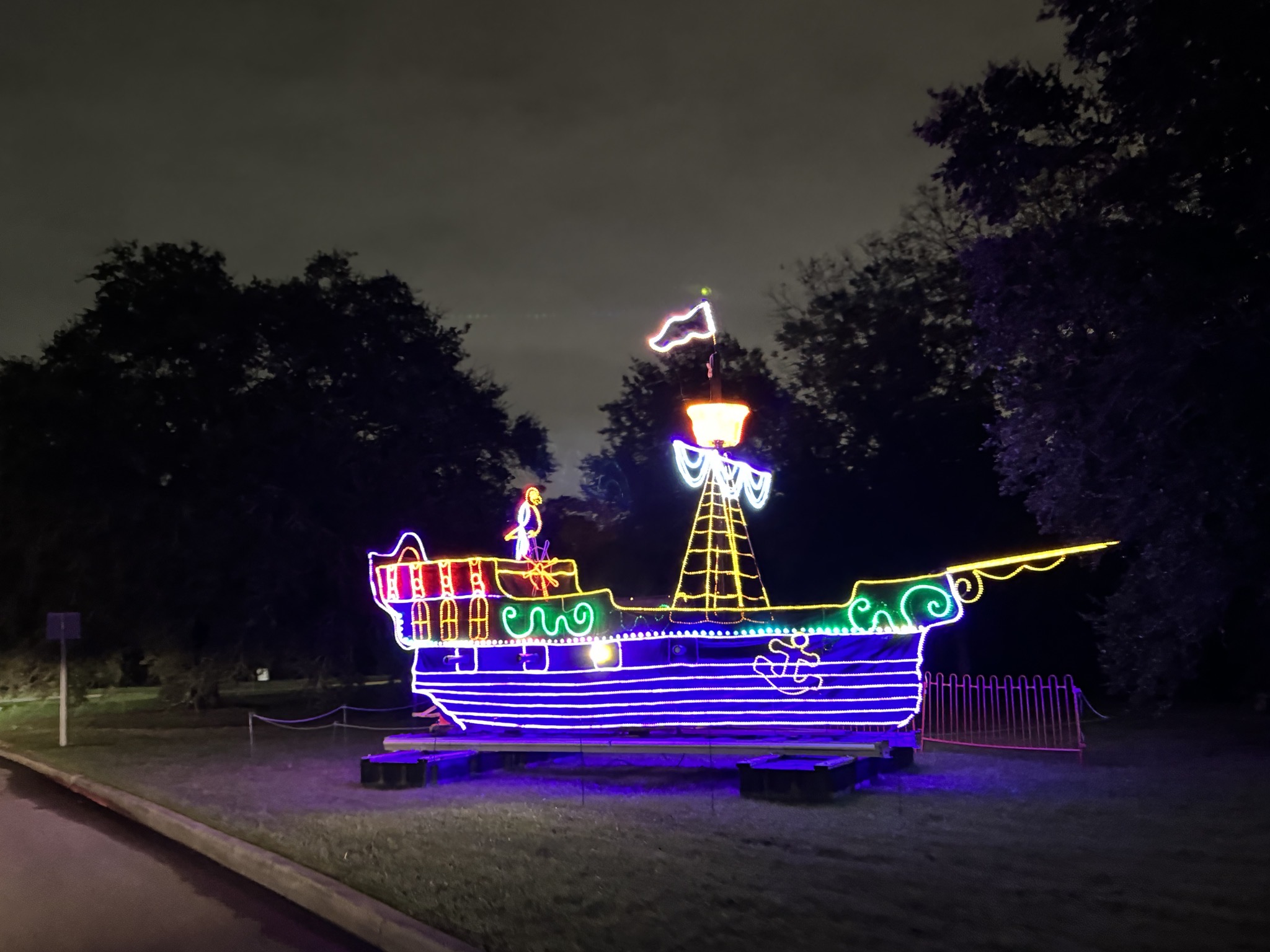 Holiday lights