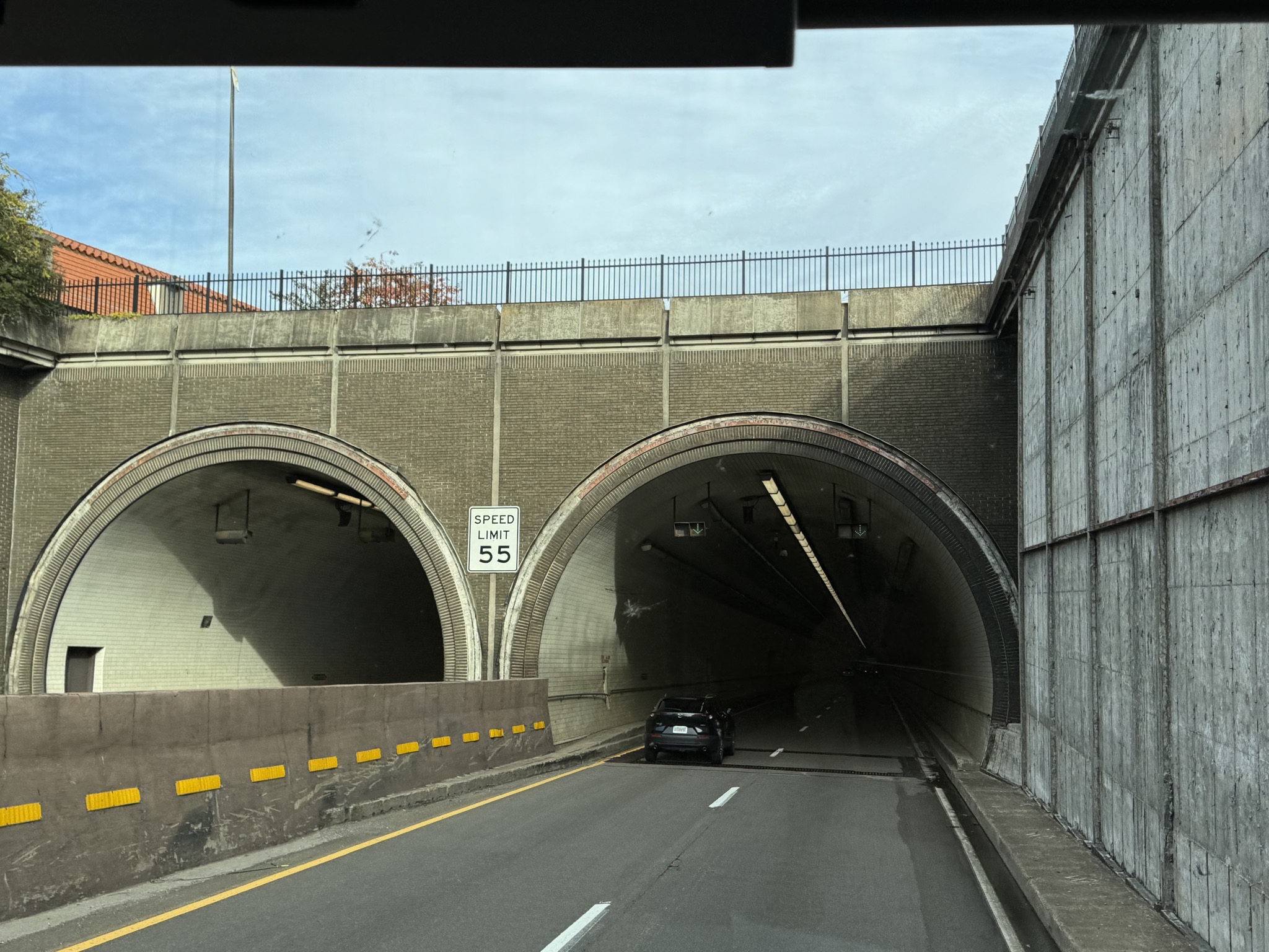 Tunnel