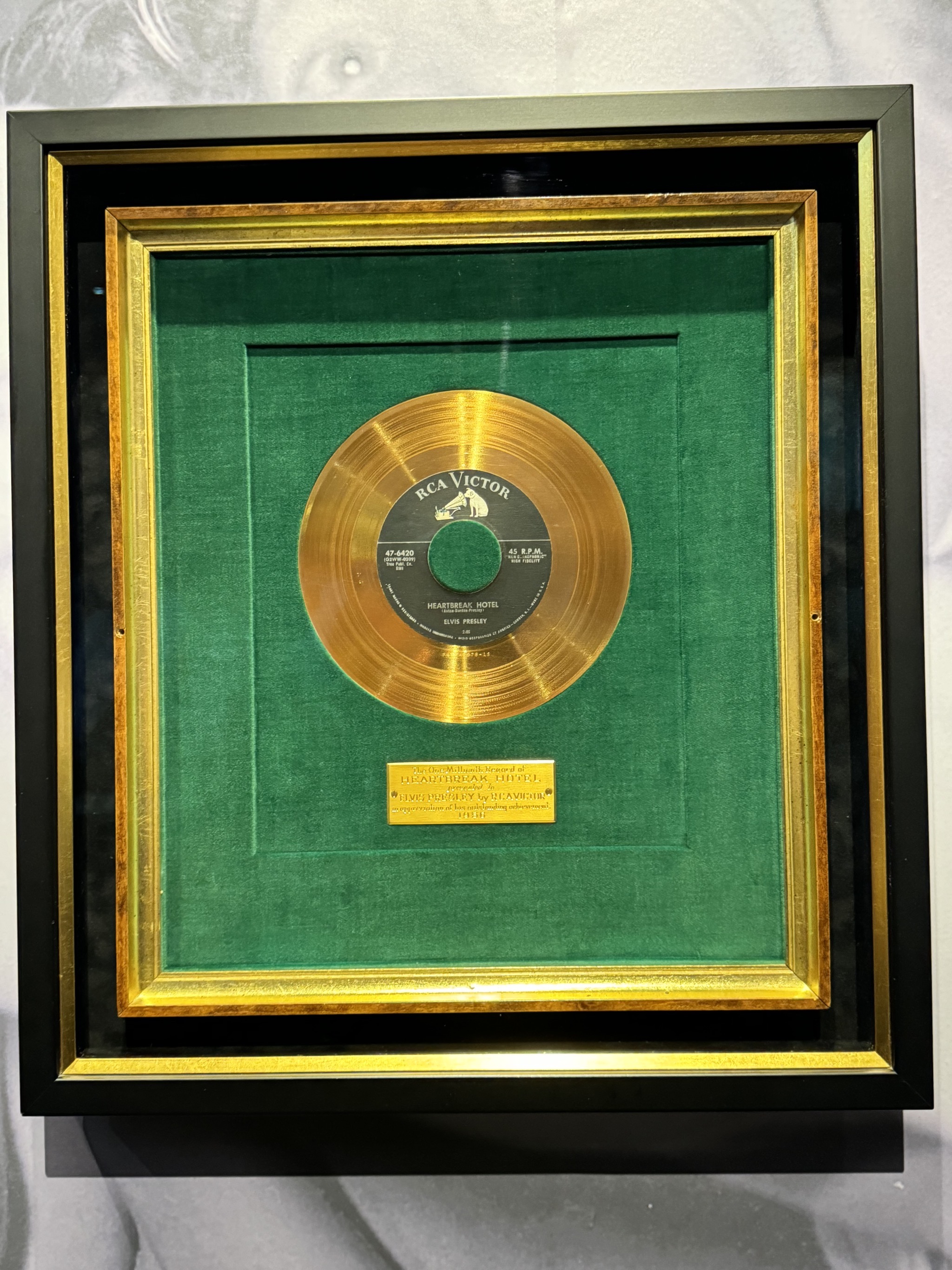 Elvis exhibits