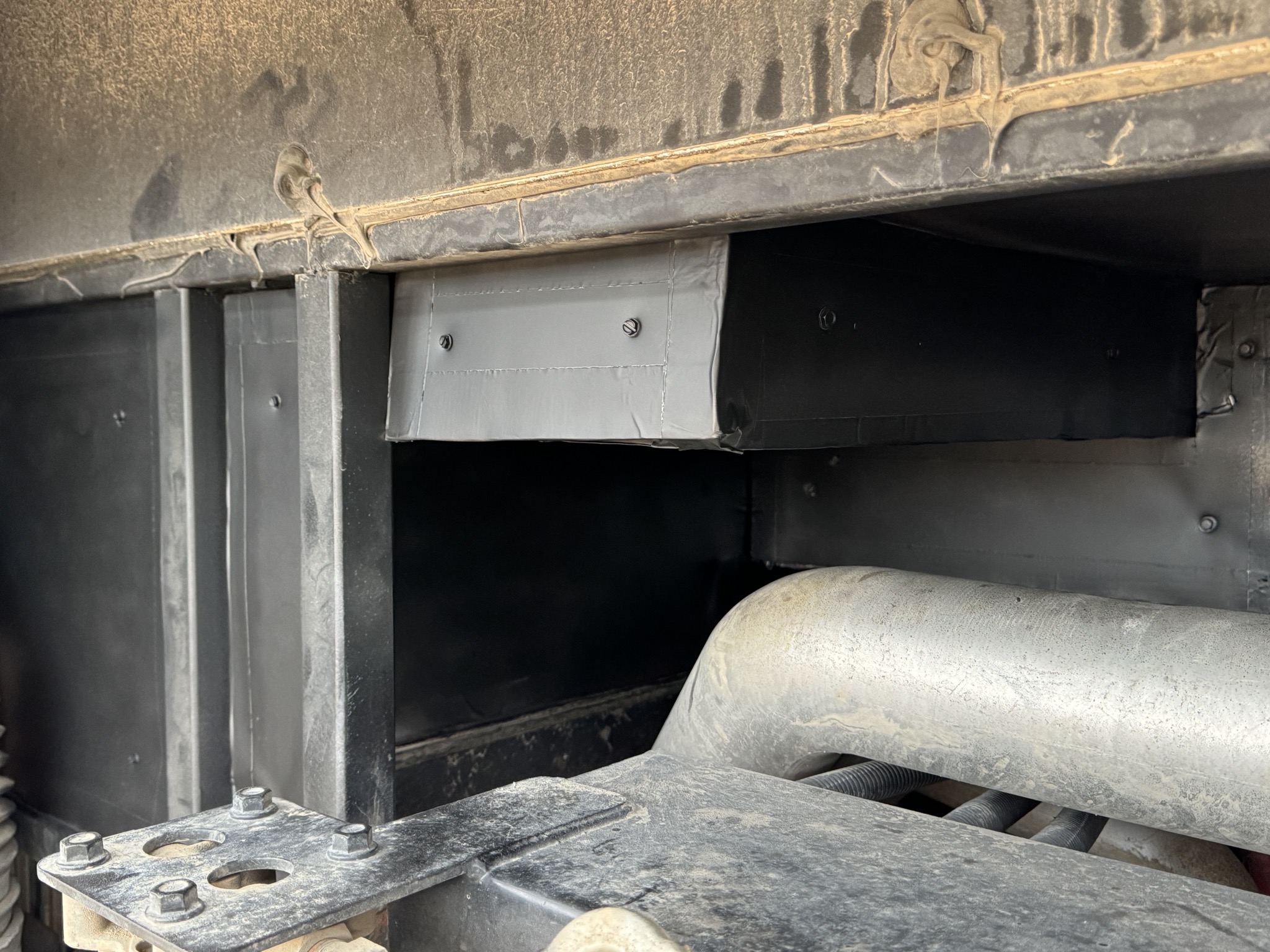 Engine insulation