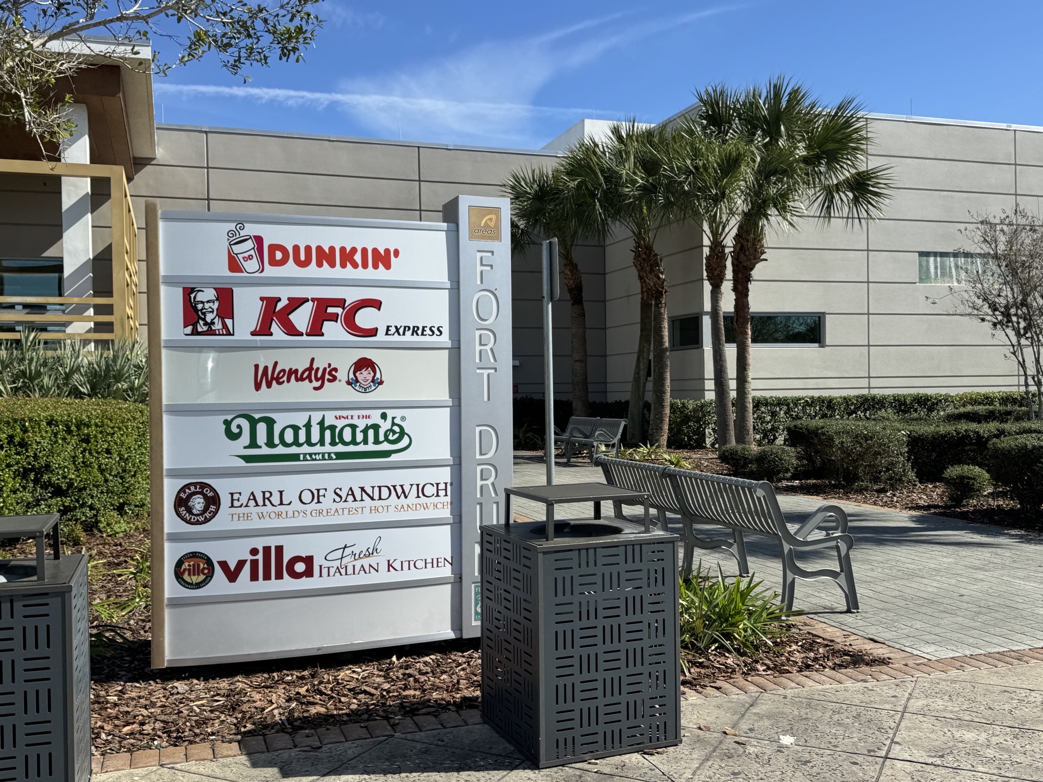 Service plaza