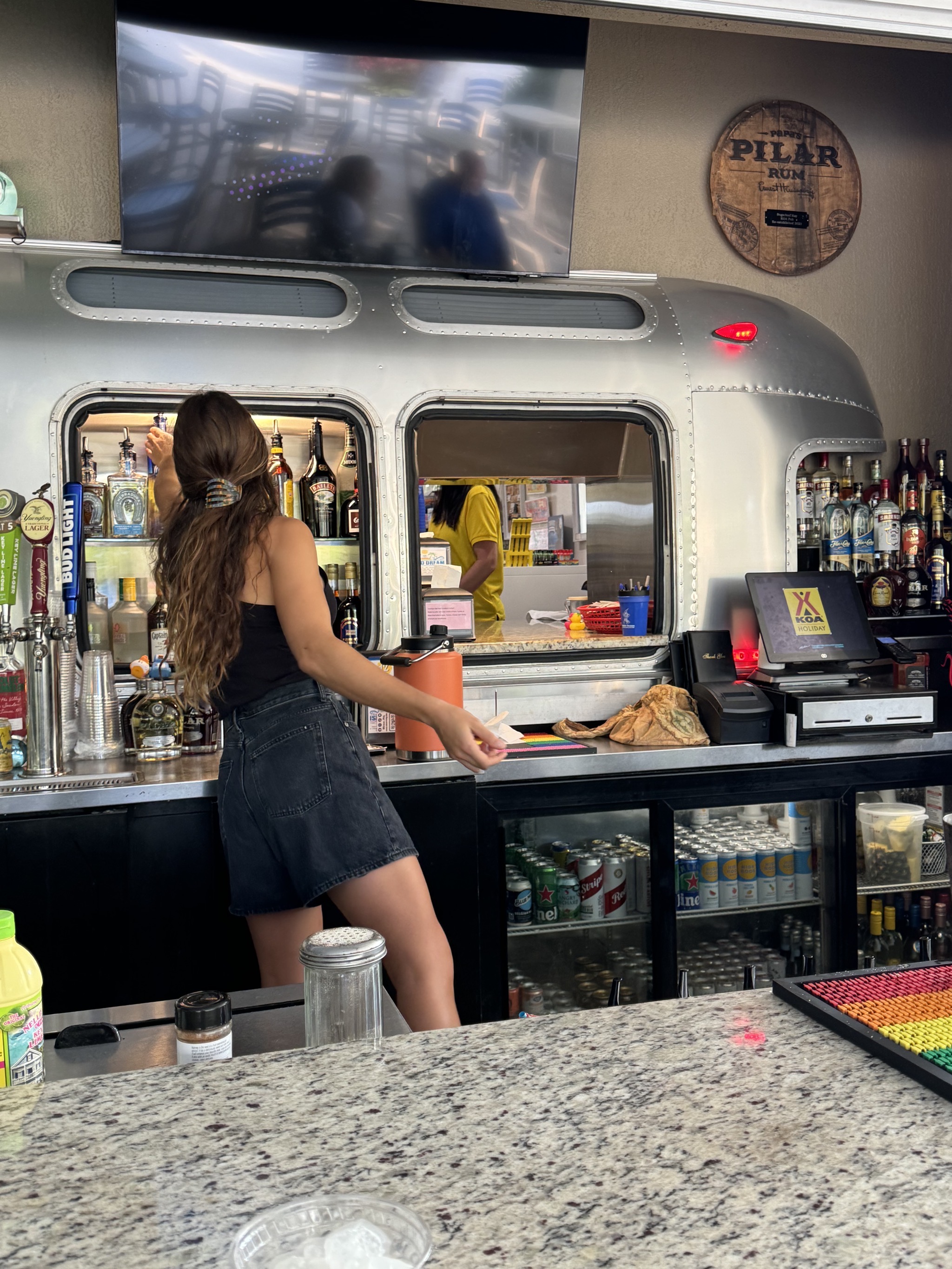 Bar