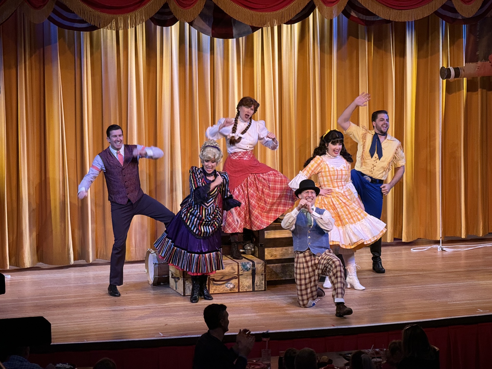 Hoop-Dee-Doo Musical Revue