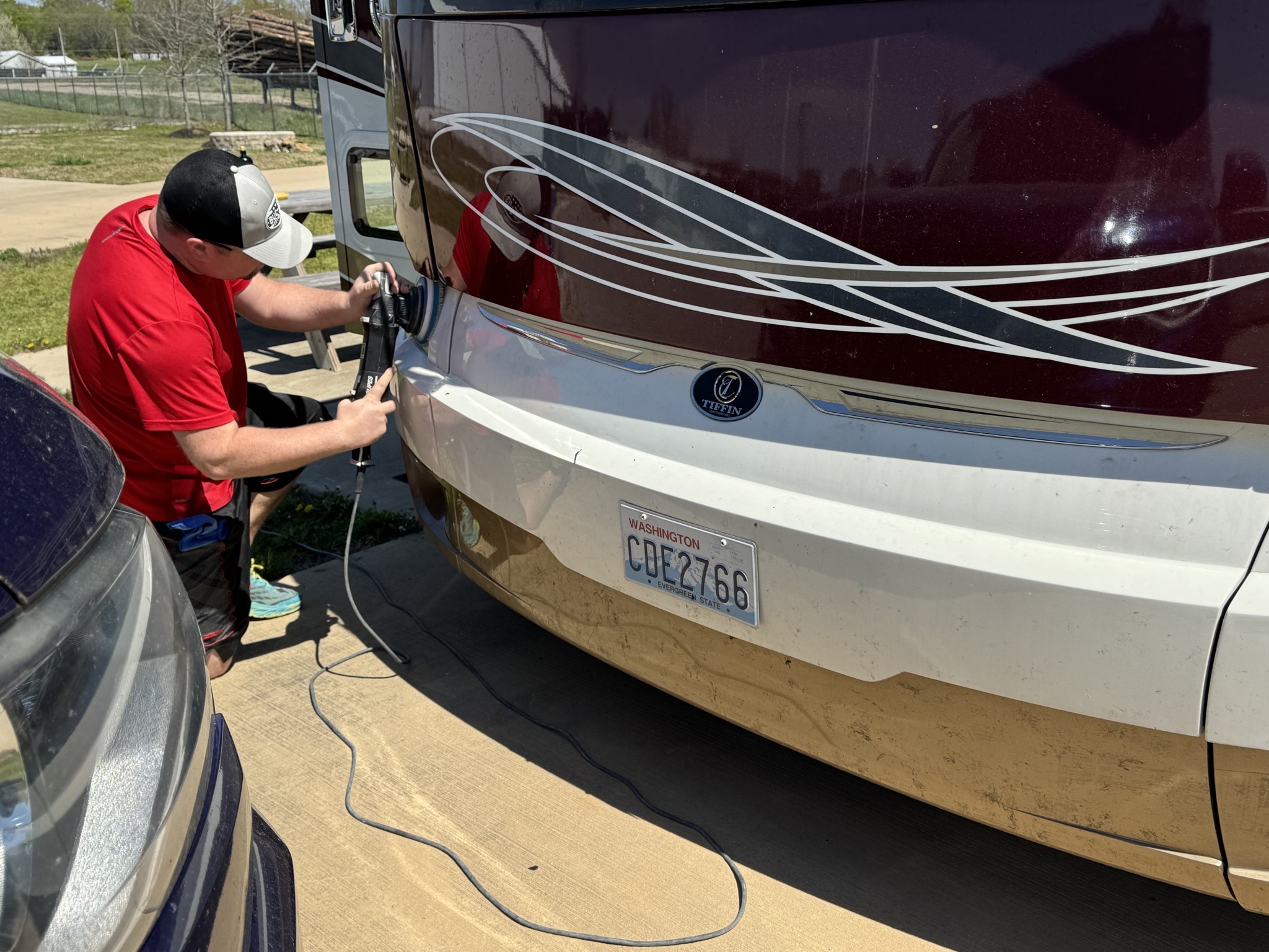 Polishing headlight