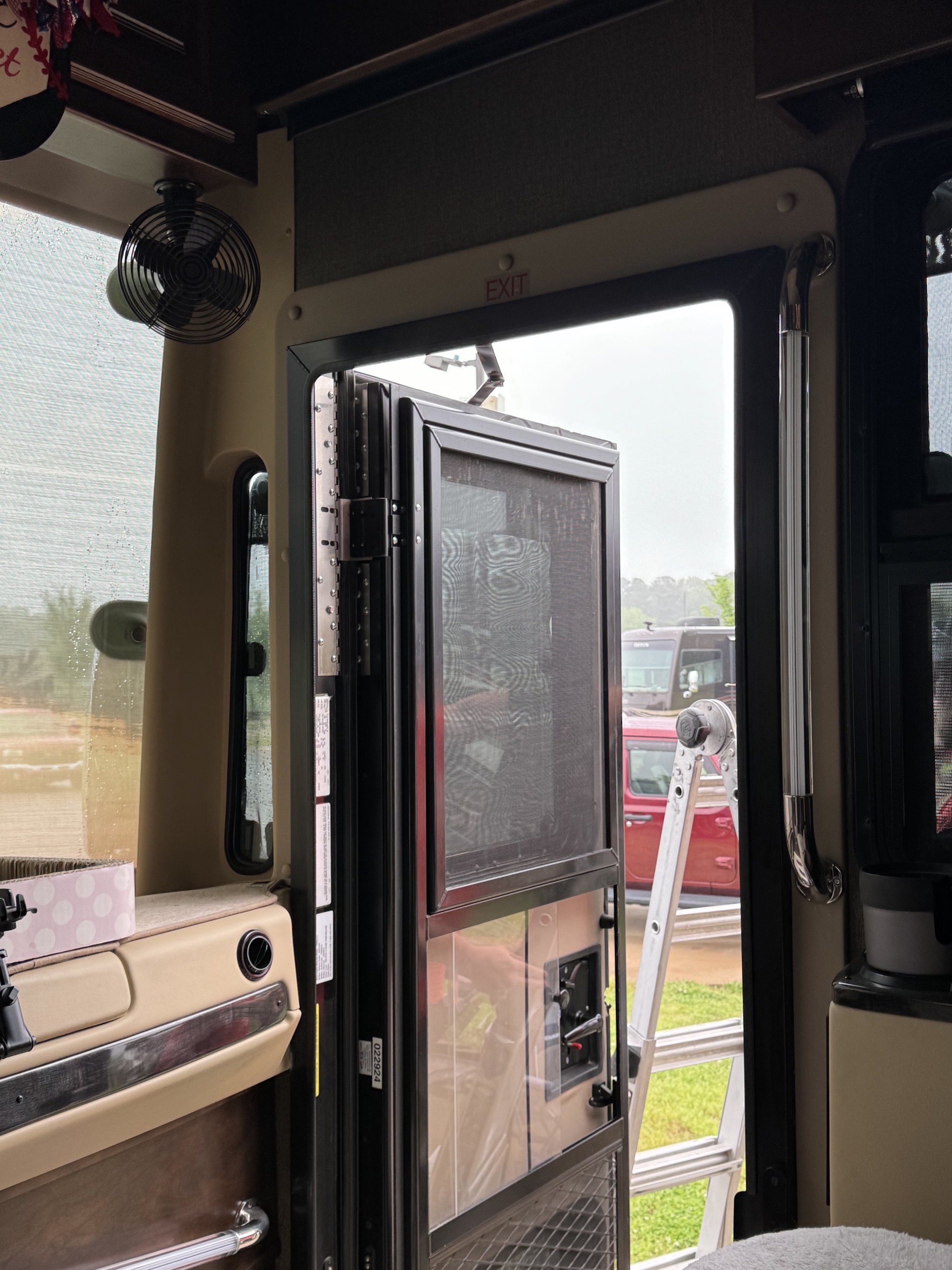 Door arm