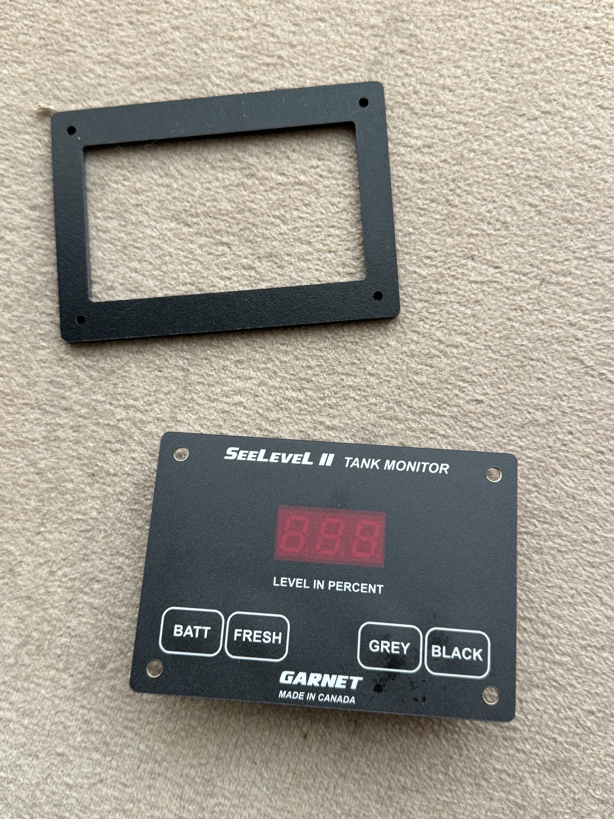 SeeLeveL II panel