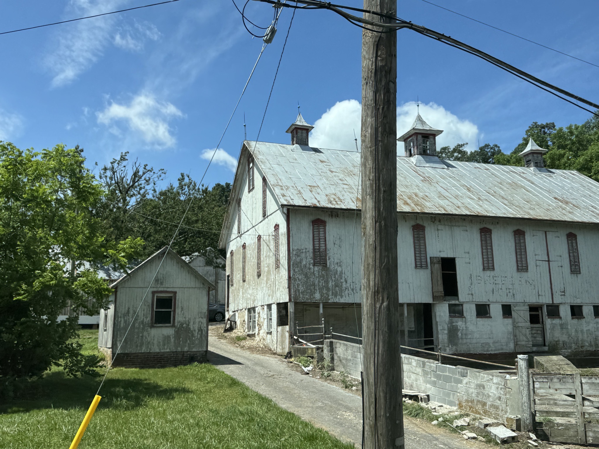 Barn