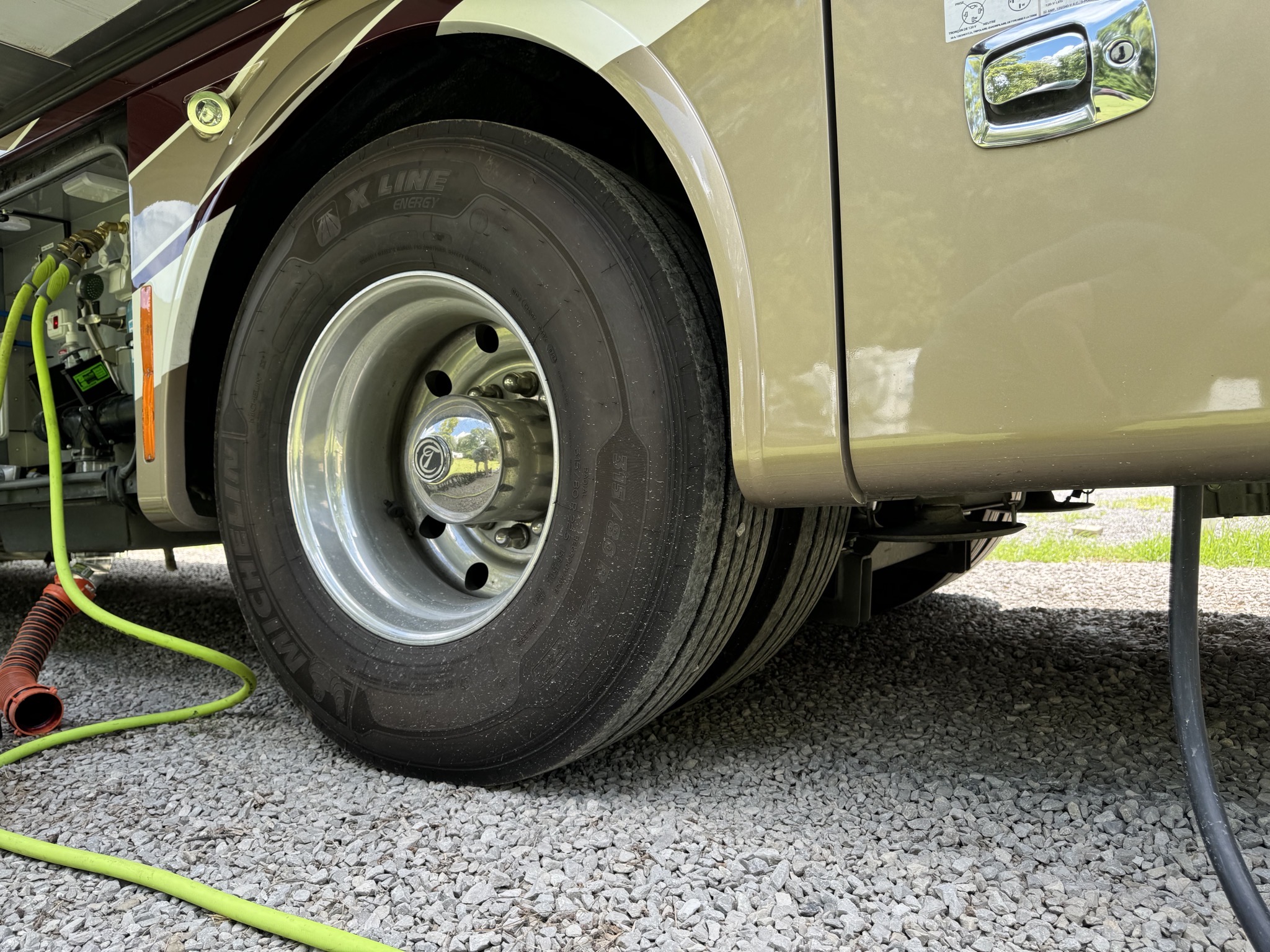 Air leveling