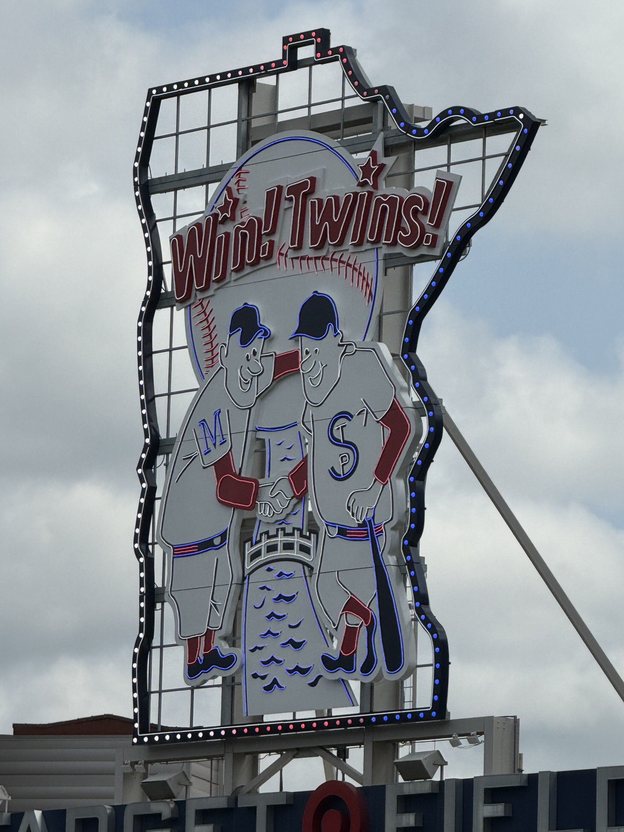 Win! Twins!
