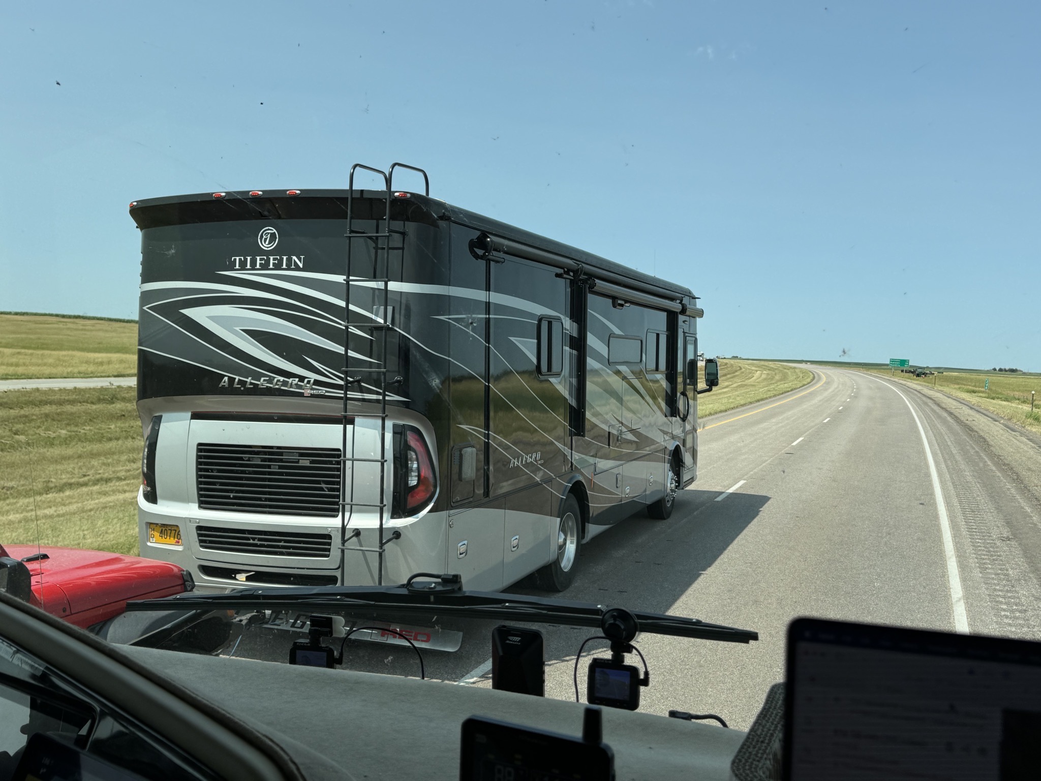 Tiffin Allegro Red motorhome