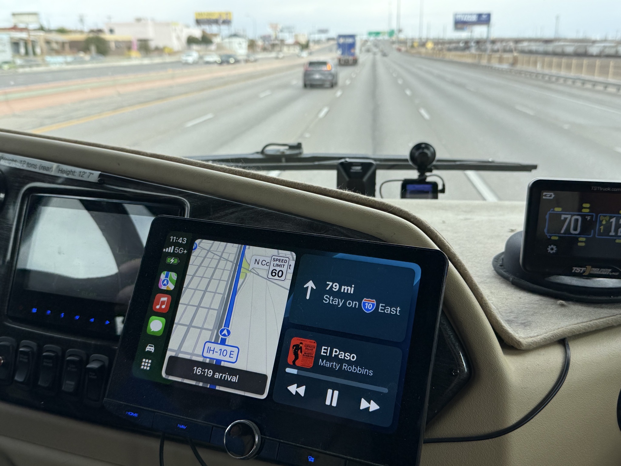 Playing El Paso while leaving El Paso