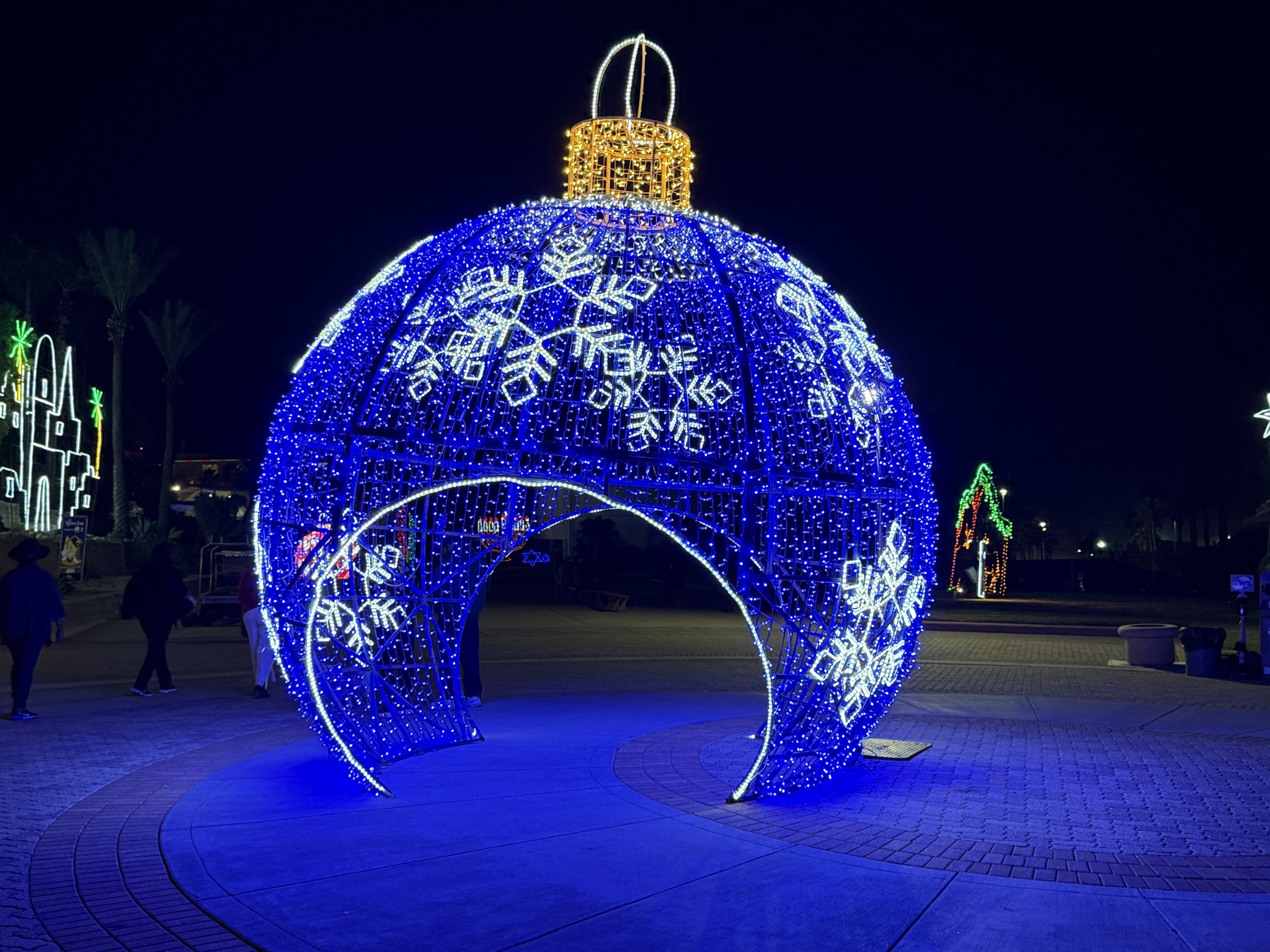 Holiday lights