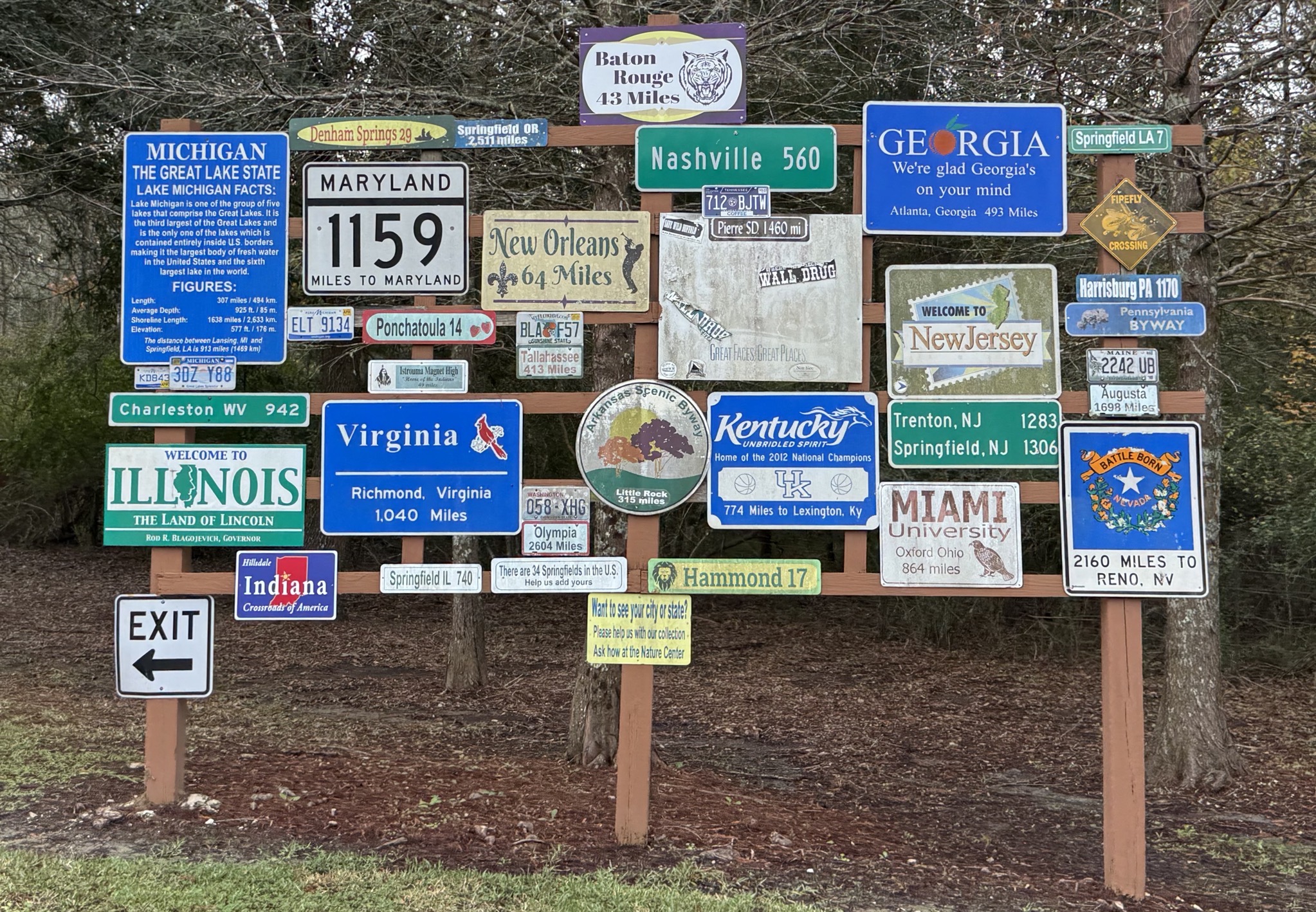 Sign near the entrance of the park