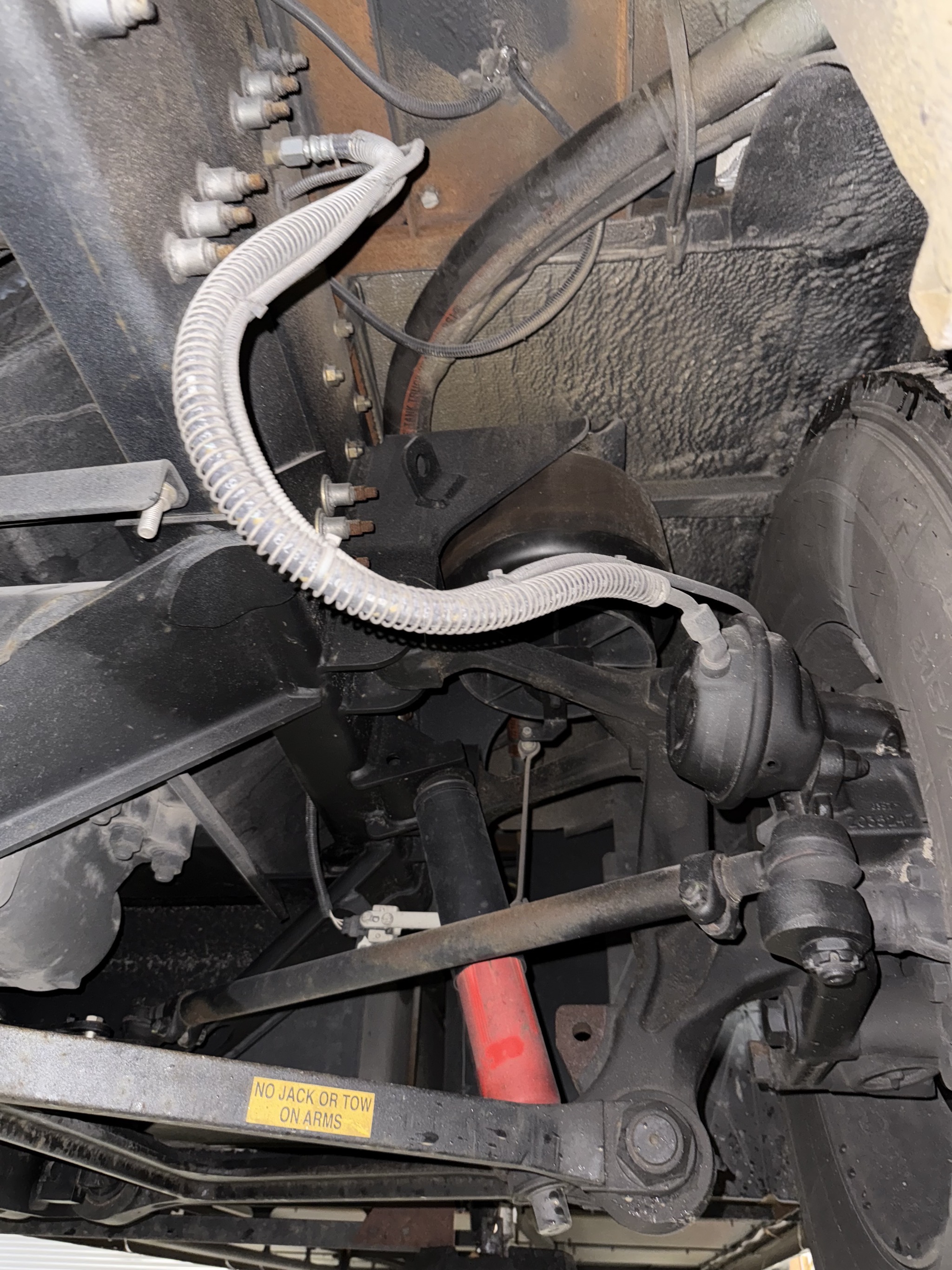 Independent front suspension