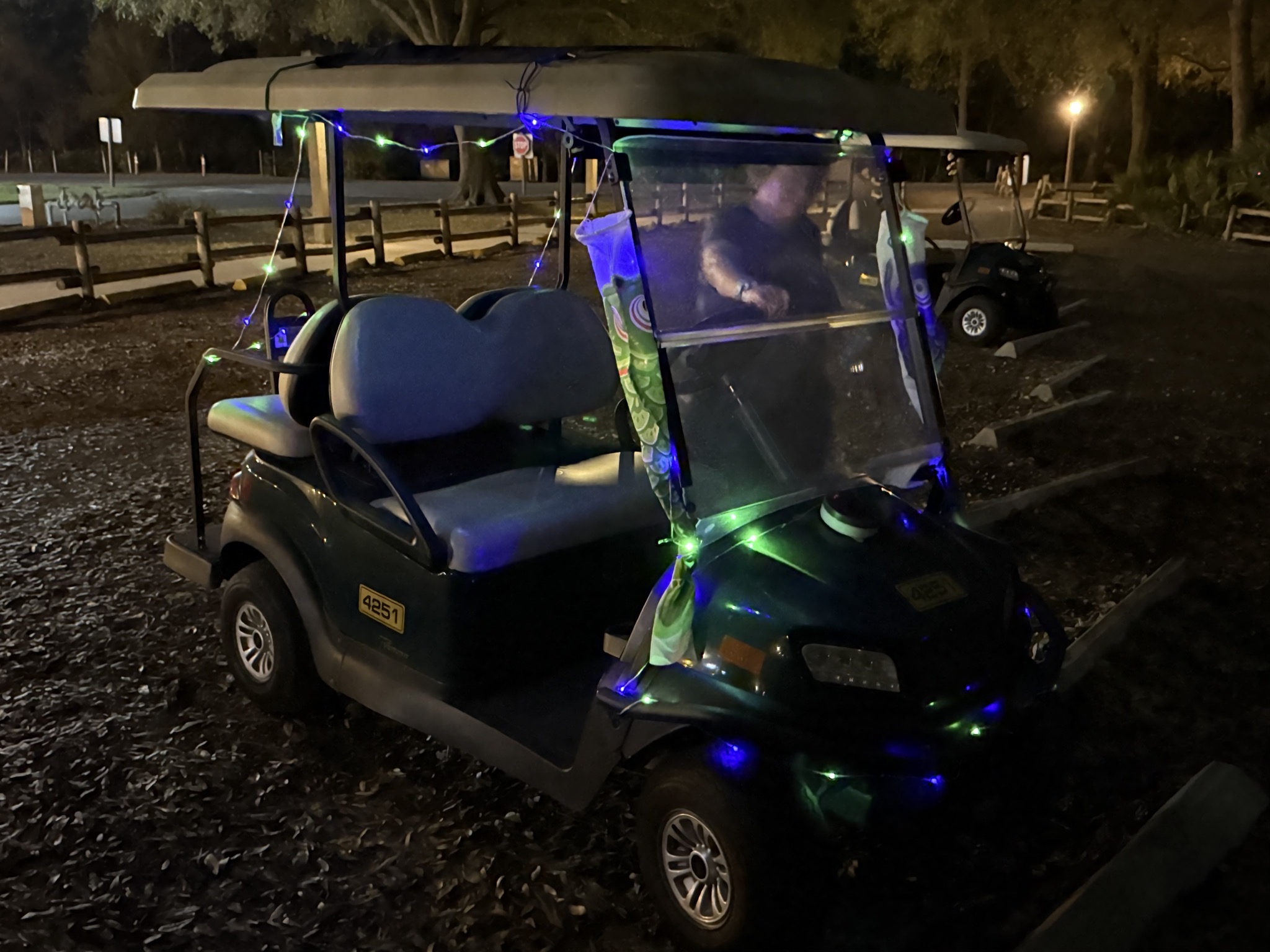 Golf cart