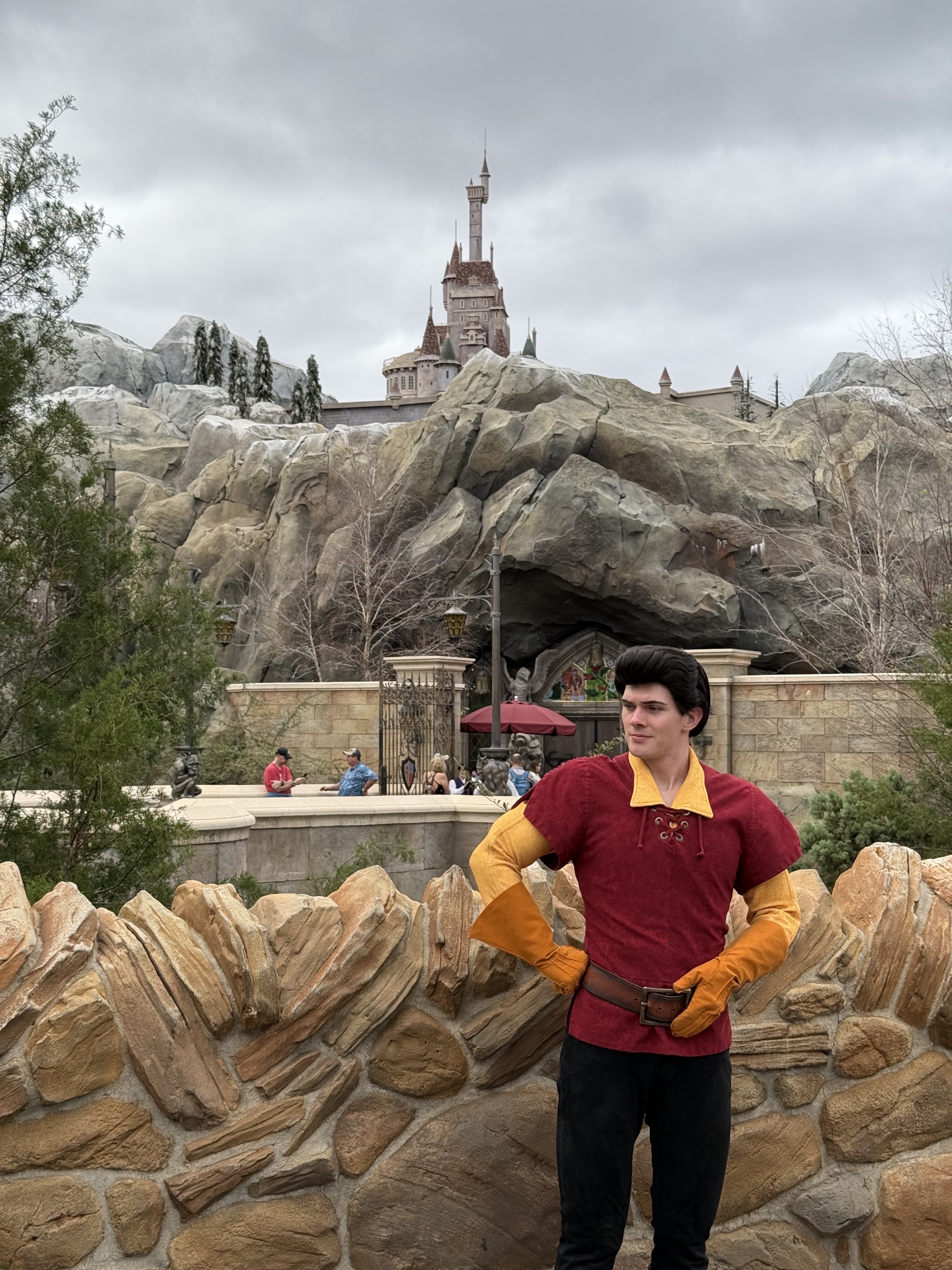No one poses like Gaston