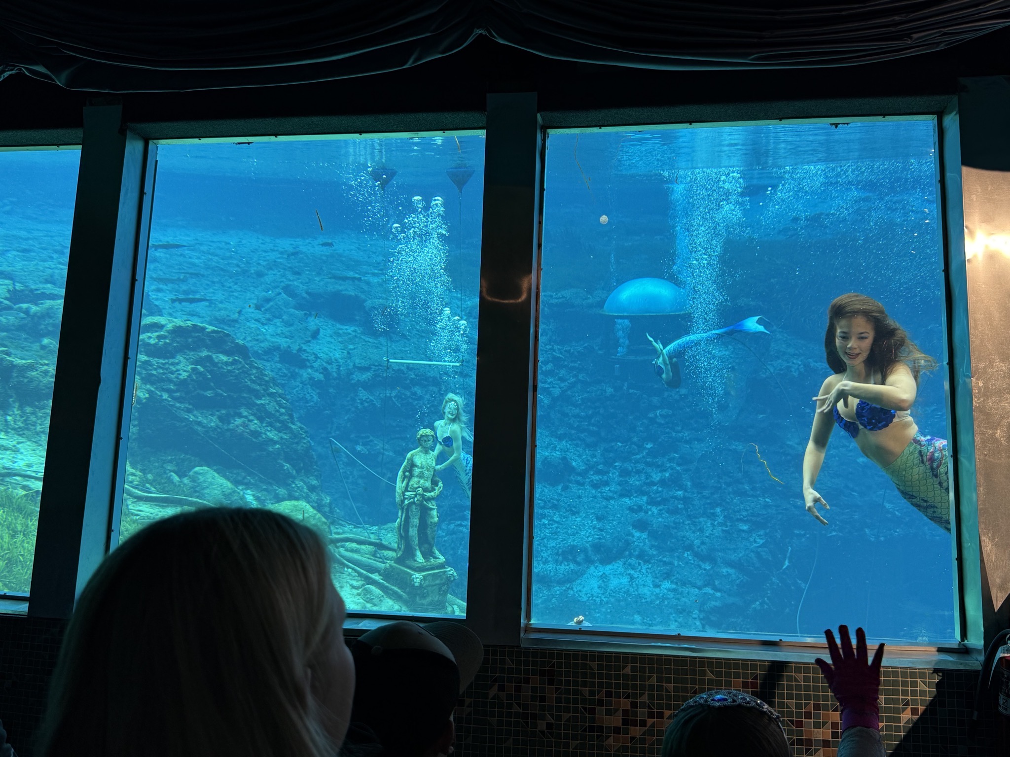 Mermaid show