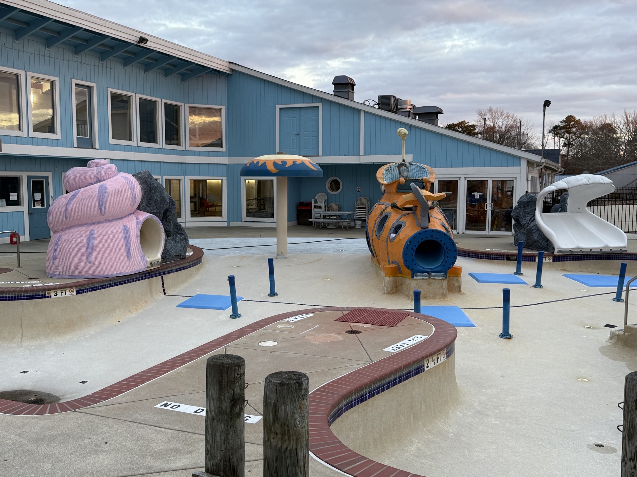 Seasonally closed water park