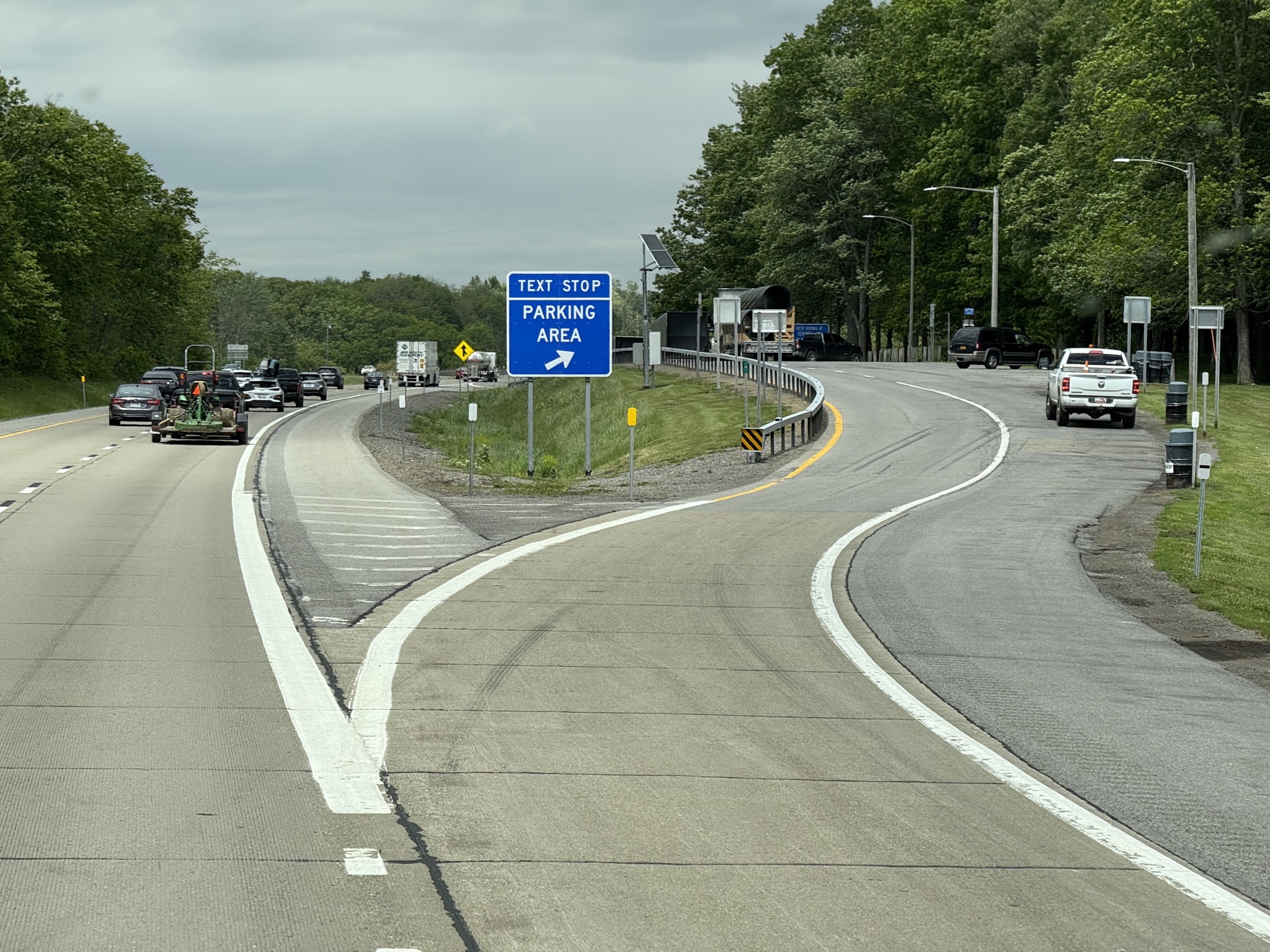 Text stop parking area; a good idea
