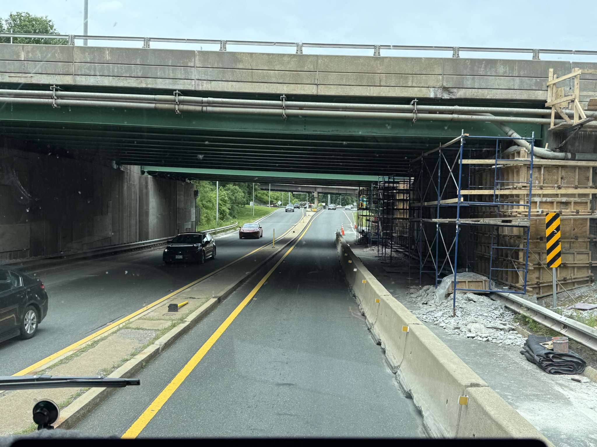 Narrow roadworks