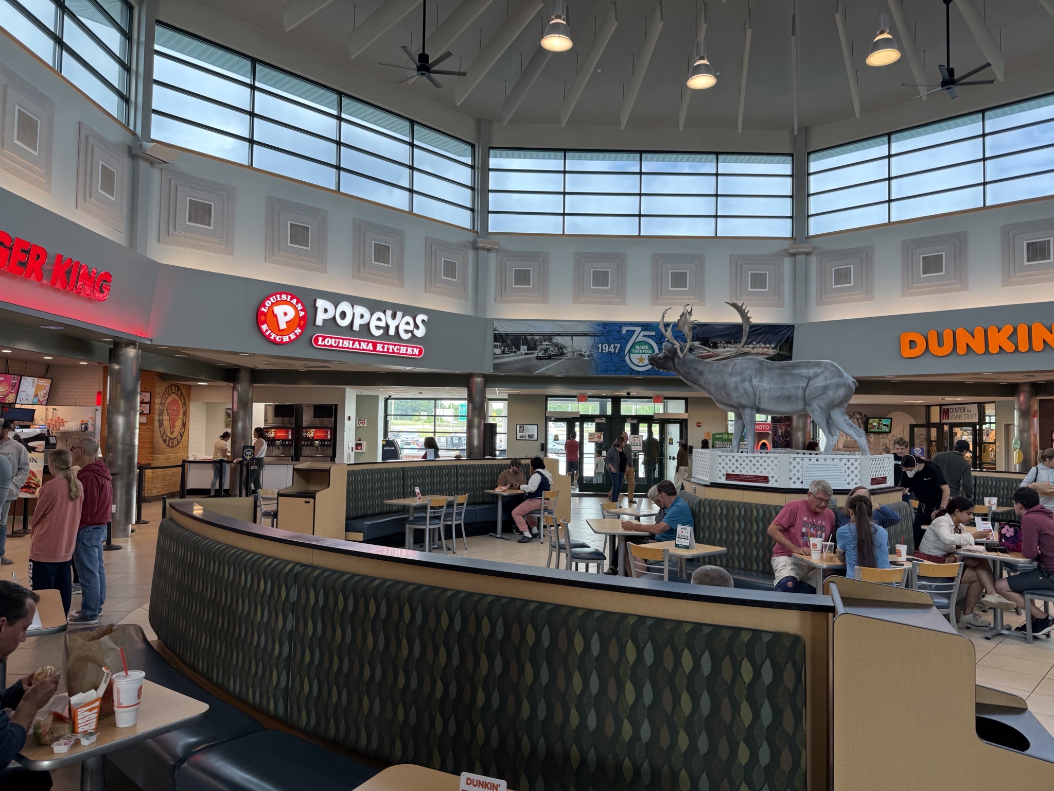 Service plaza