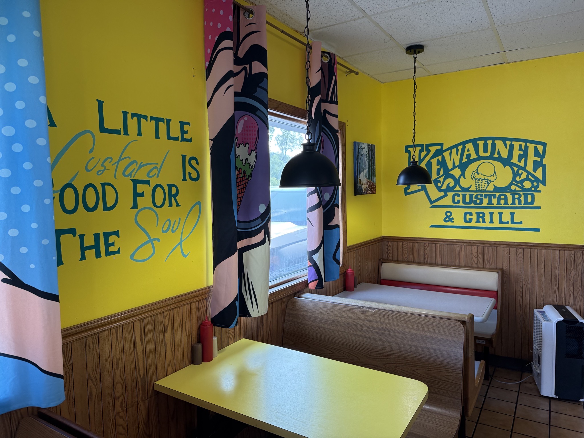 Kewaunee Custard & Grill