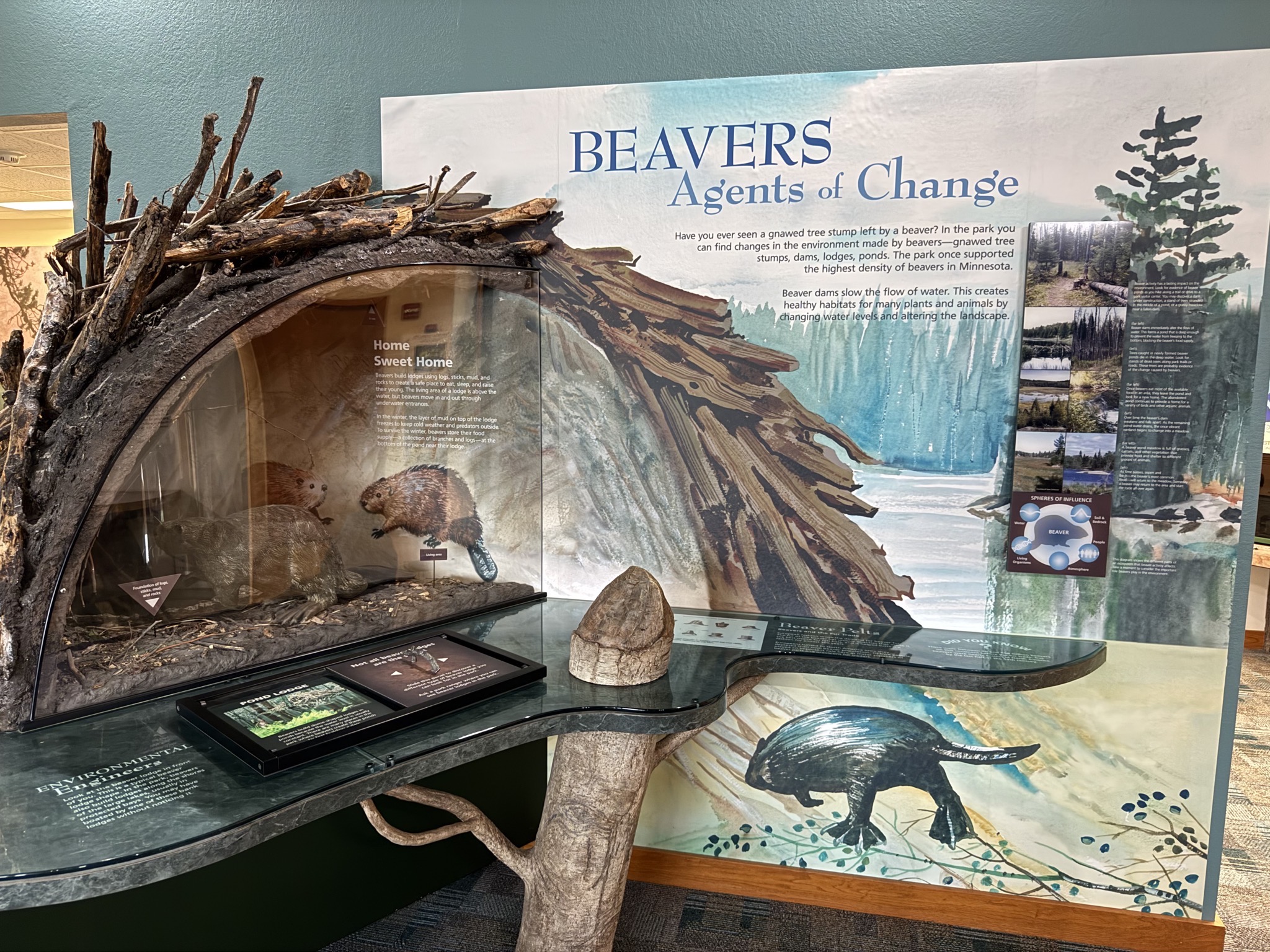 Lake Kabetogama Visitor Center