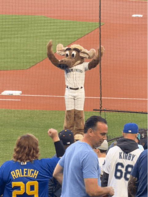 The Mariner Moose