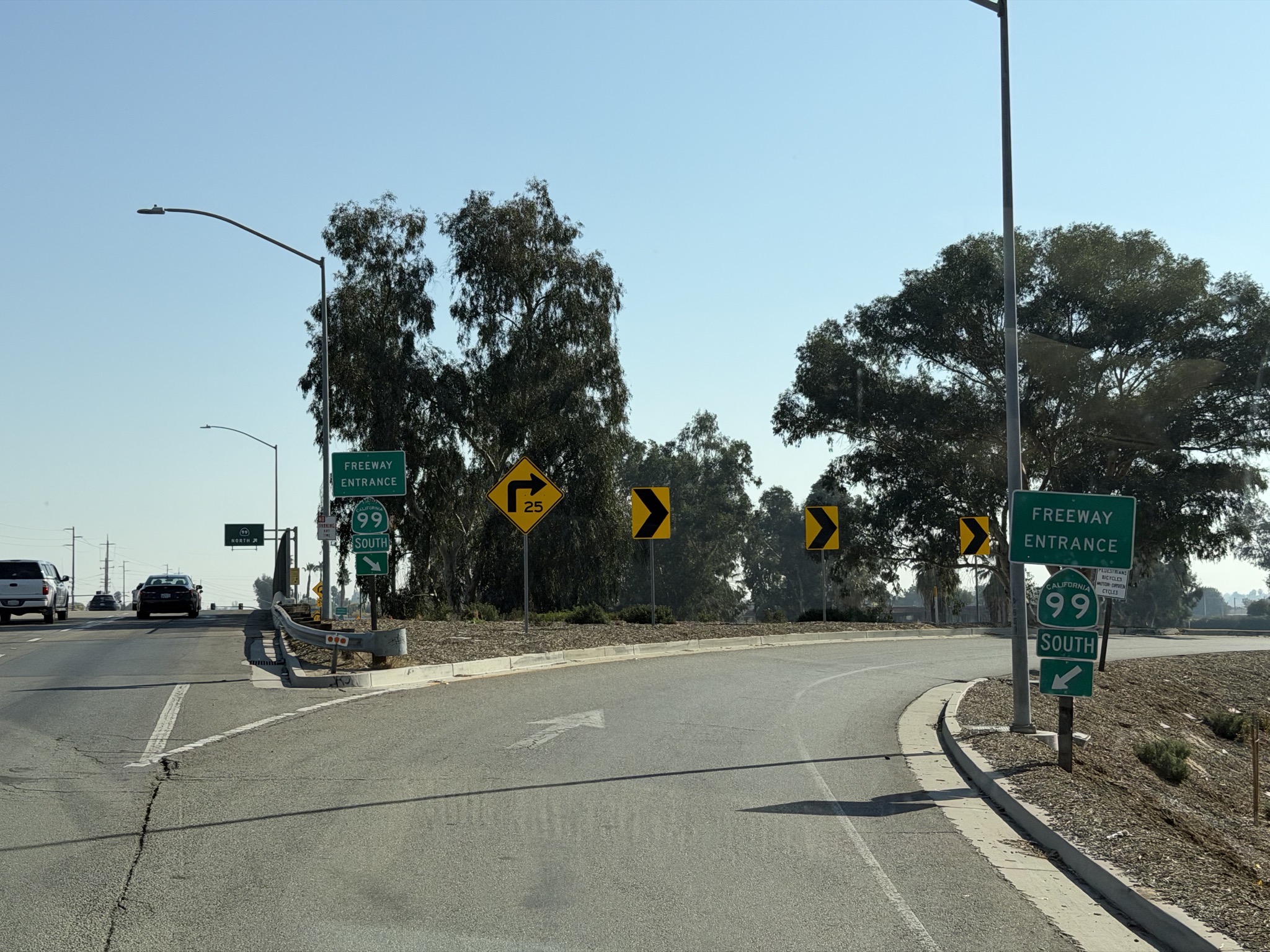 CA-99 freeway entrance