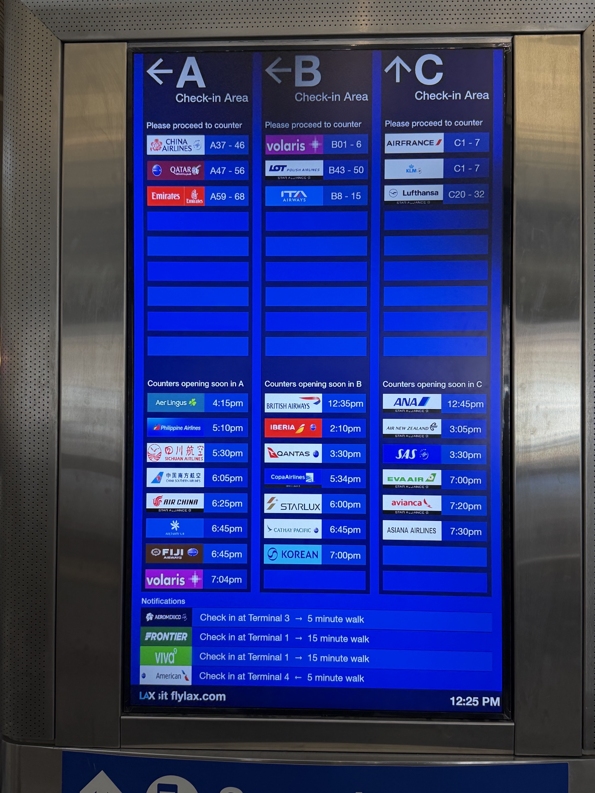 Air New Zealand counter didn't open until 15:05