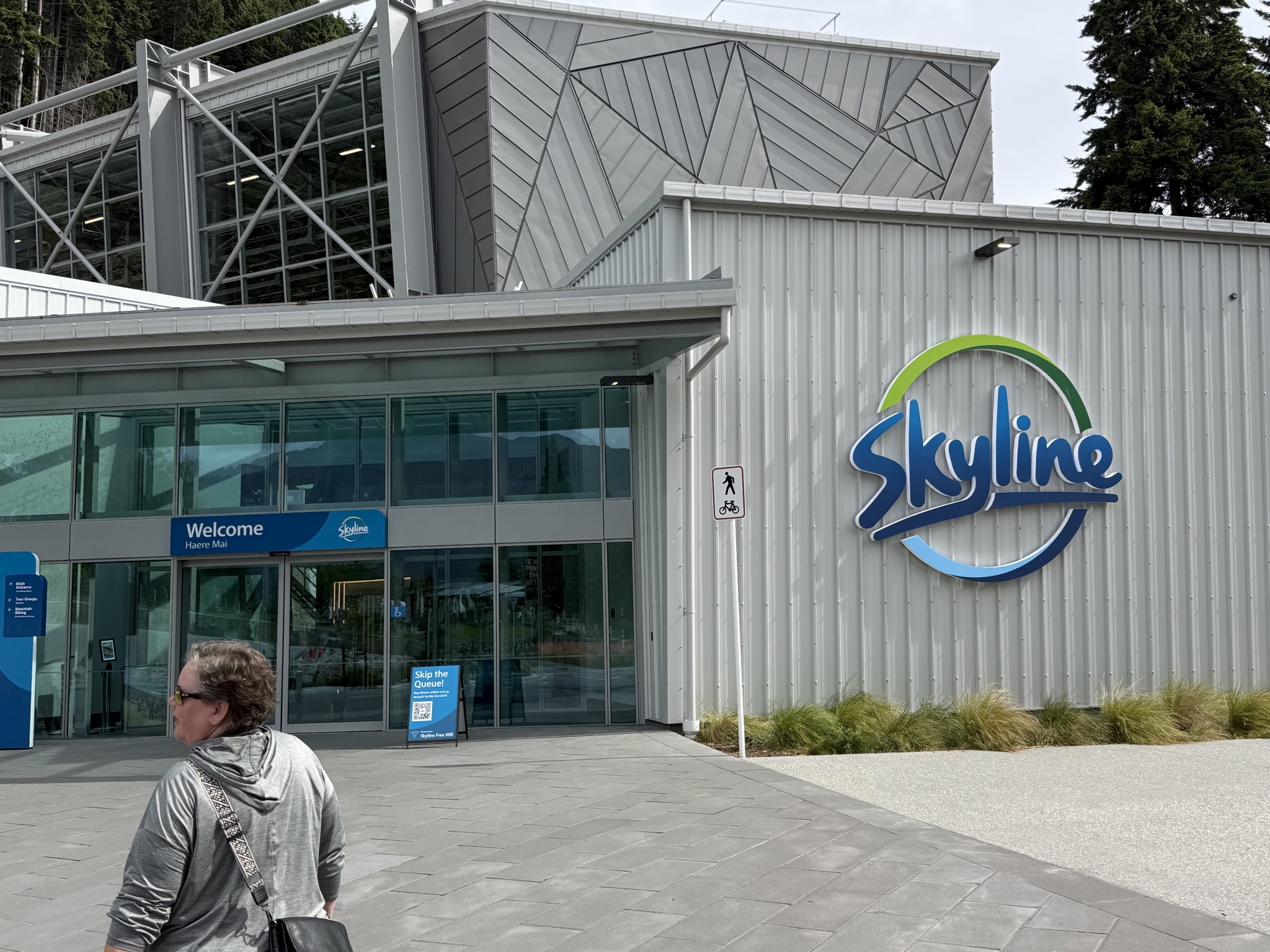 Skyline gondola