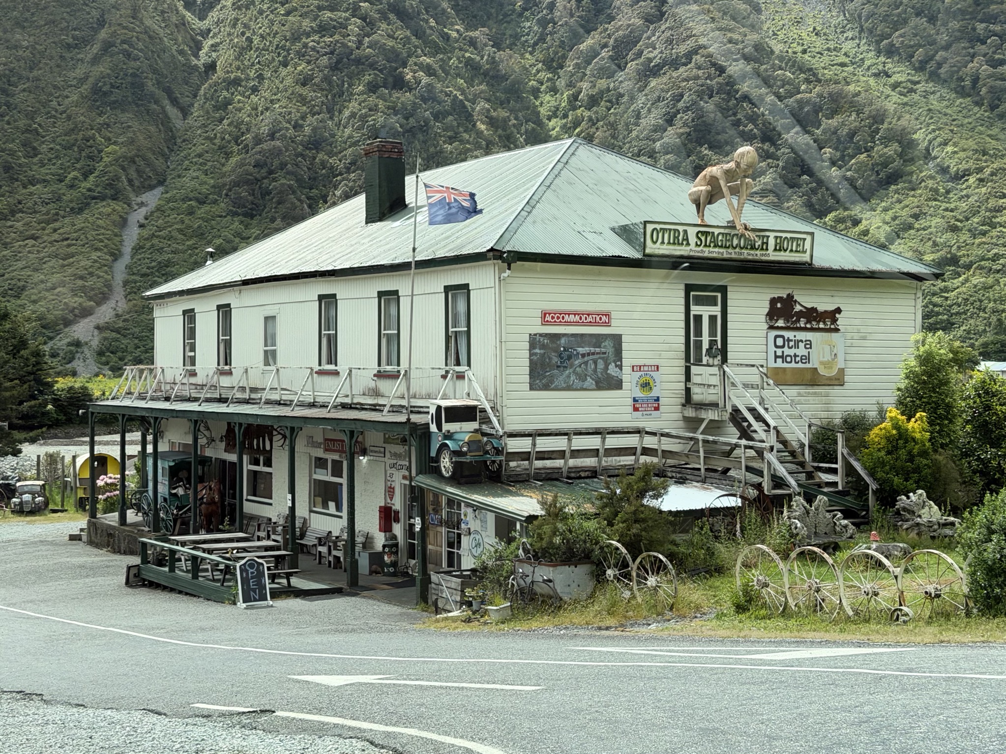 Otira Stagecoach Hotel