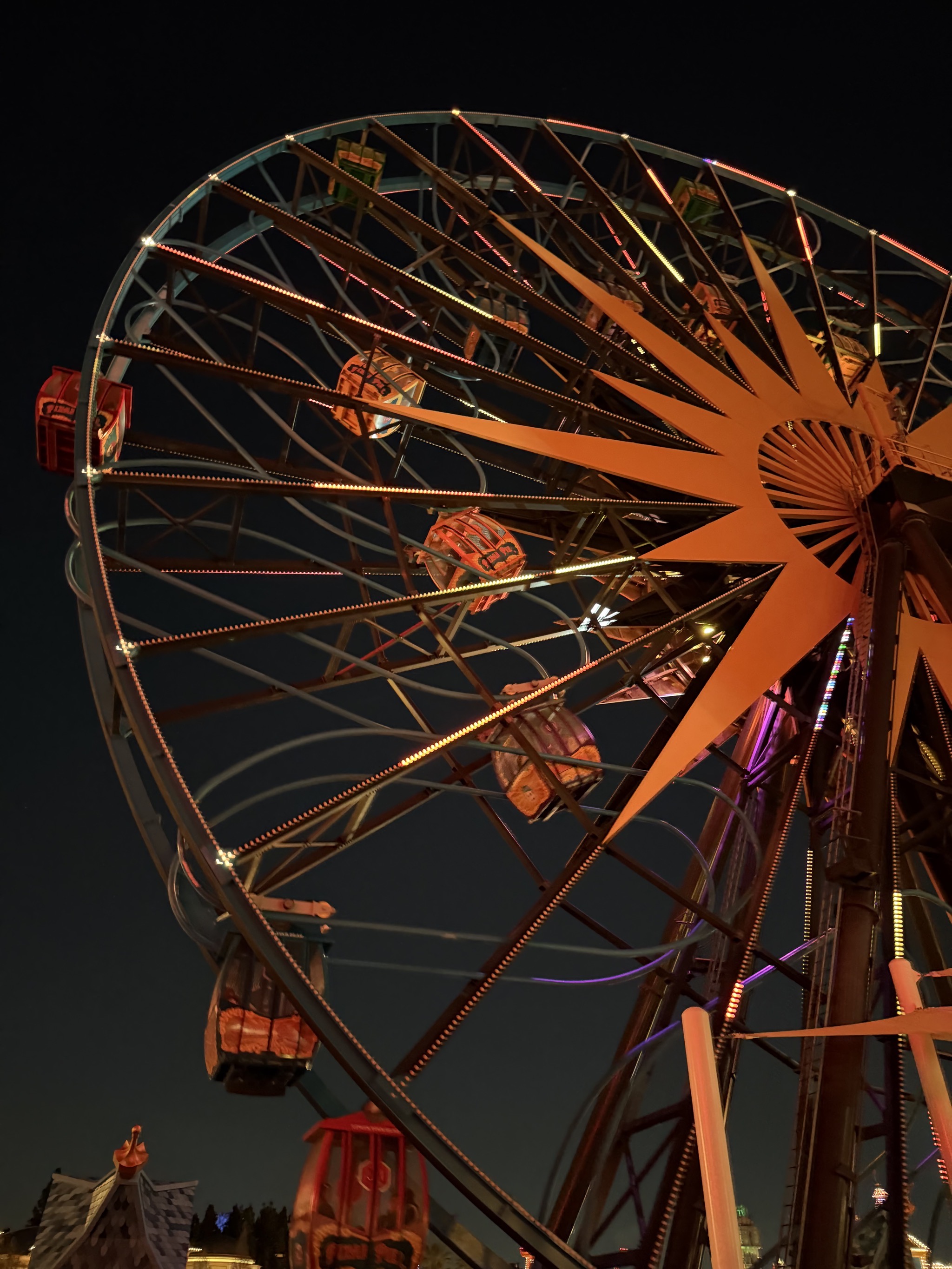 Pixar Pal-A-Round
