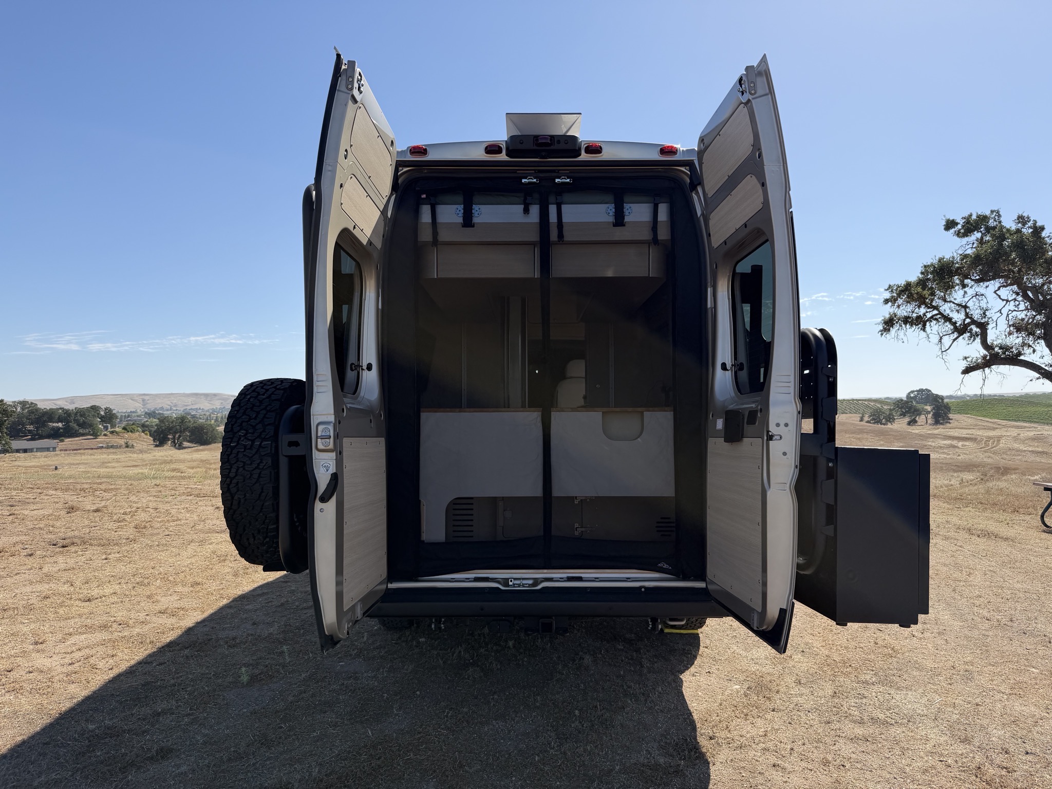 Noovo Plus exterior