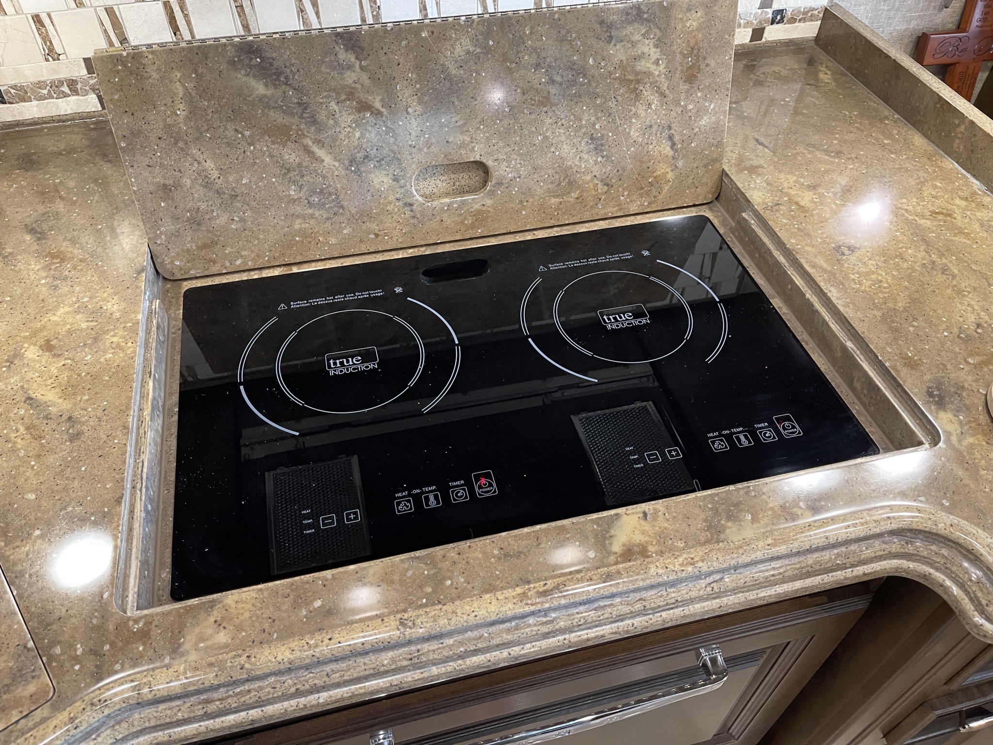 Induction cooktop