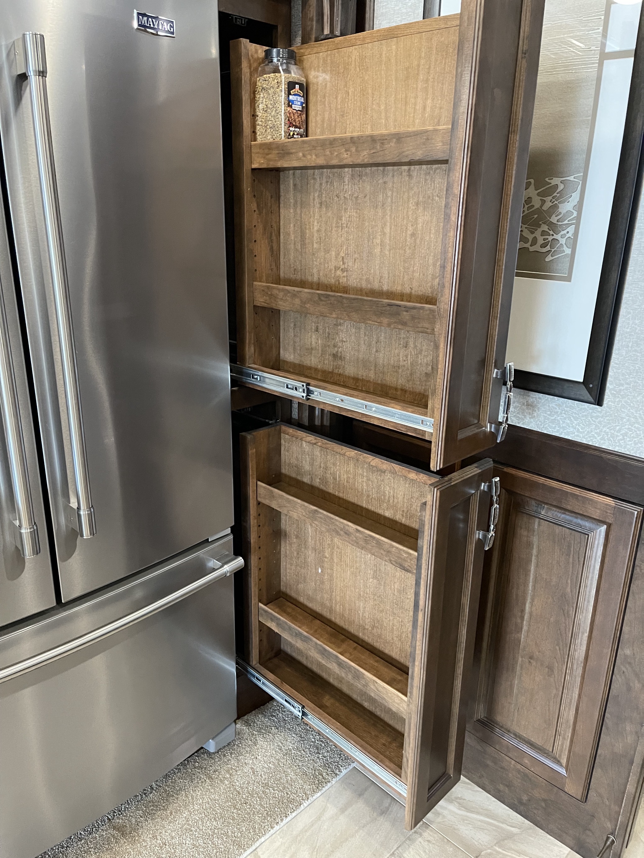 Pull-out pantry shelves