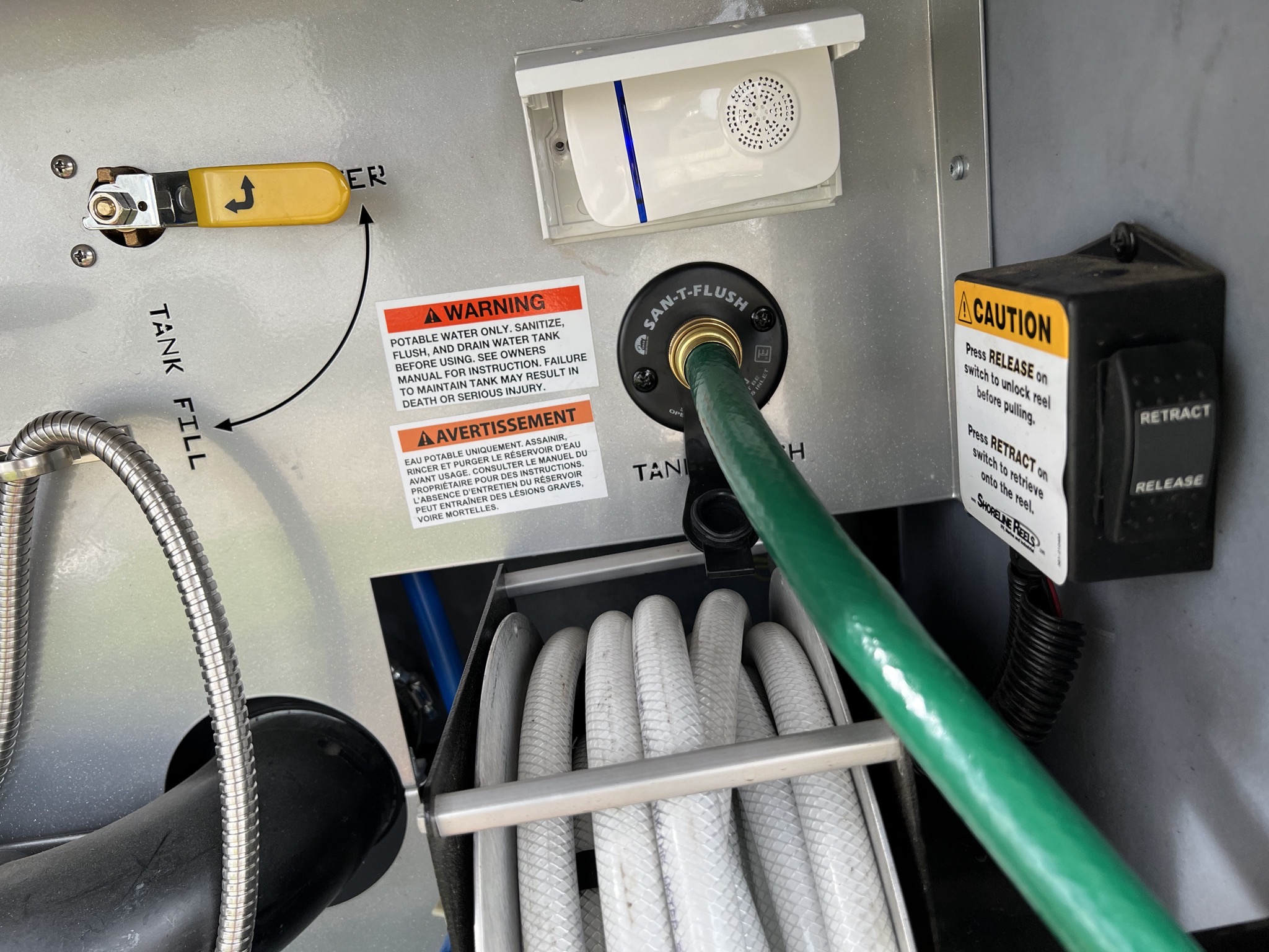 Hose for black tank flush