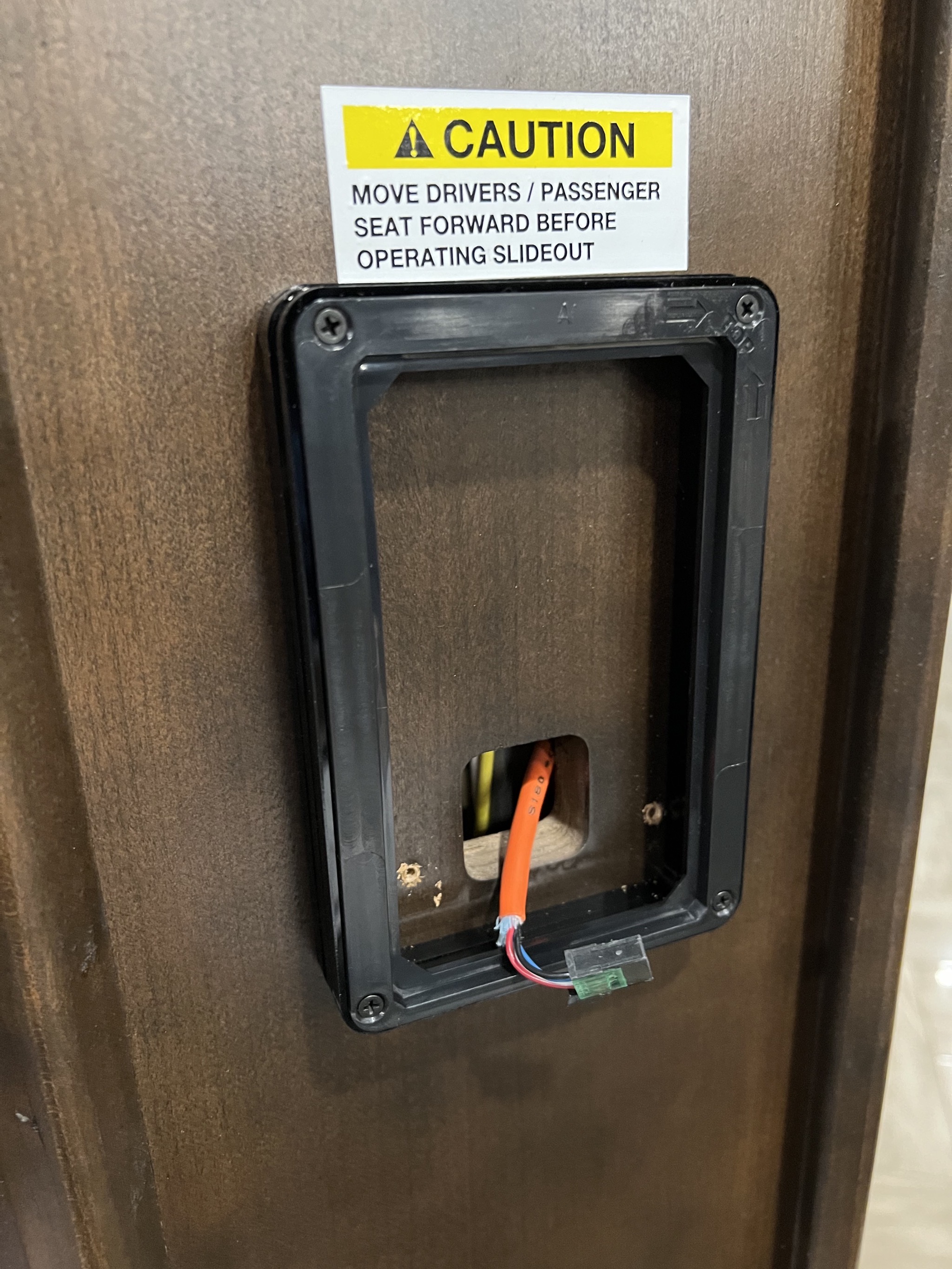 Panel mount and cable