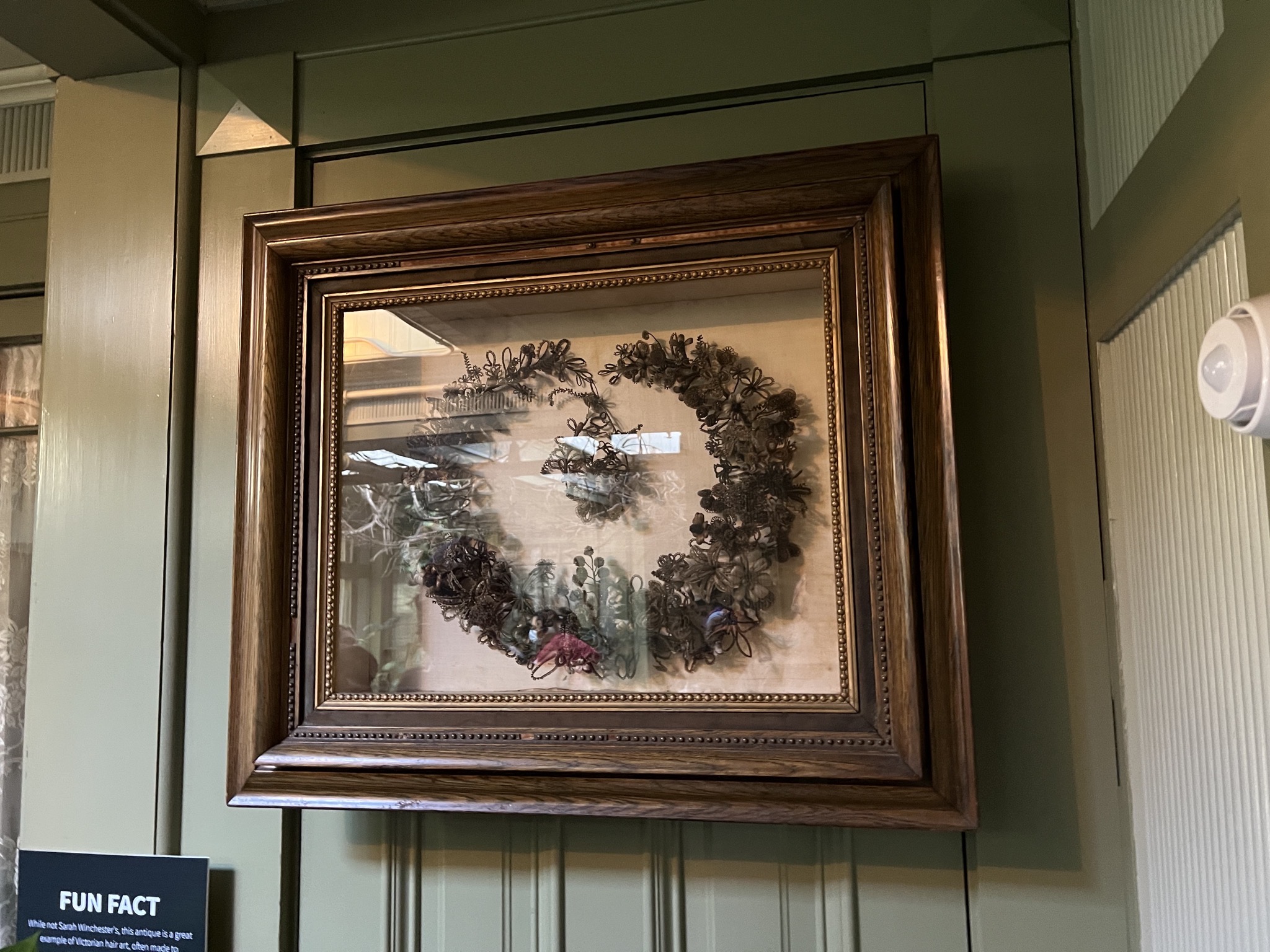 Hair wreath